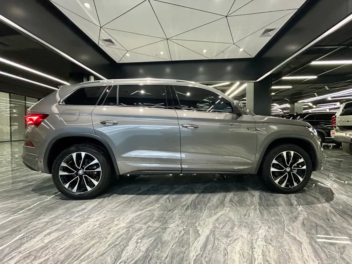 Skoda Kodiaq 2023 г. 33103 км. — фото 6