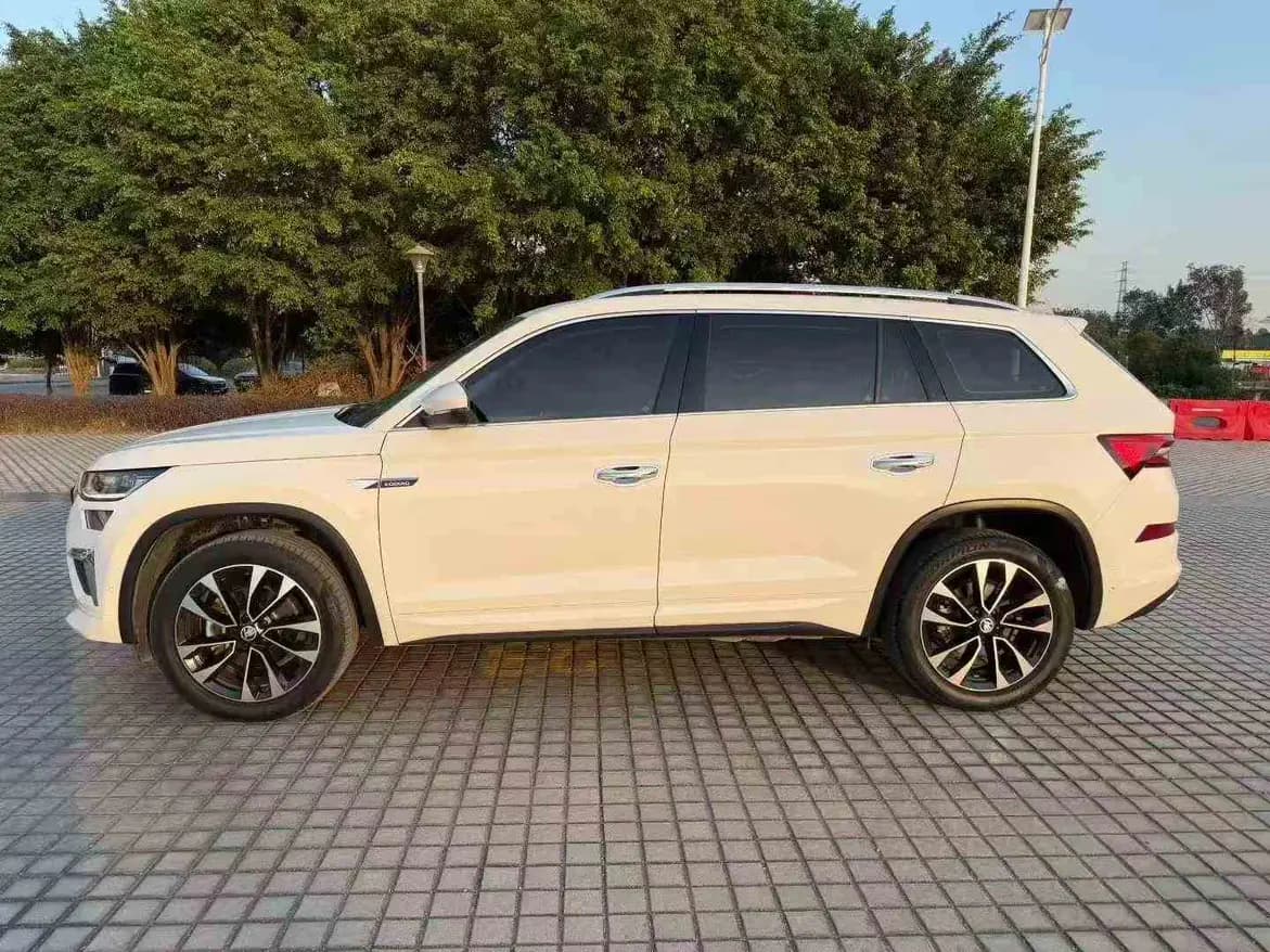 Skoda Kodiaq 2022 г. 73802 км. — фото 3