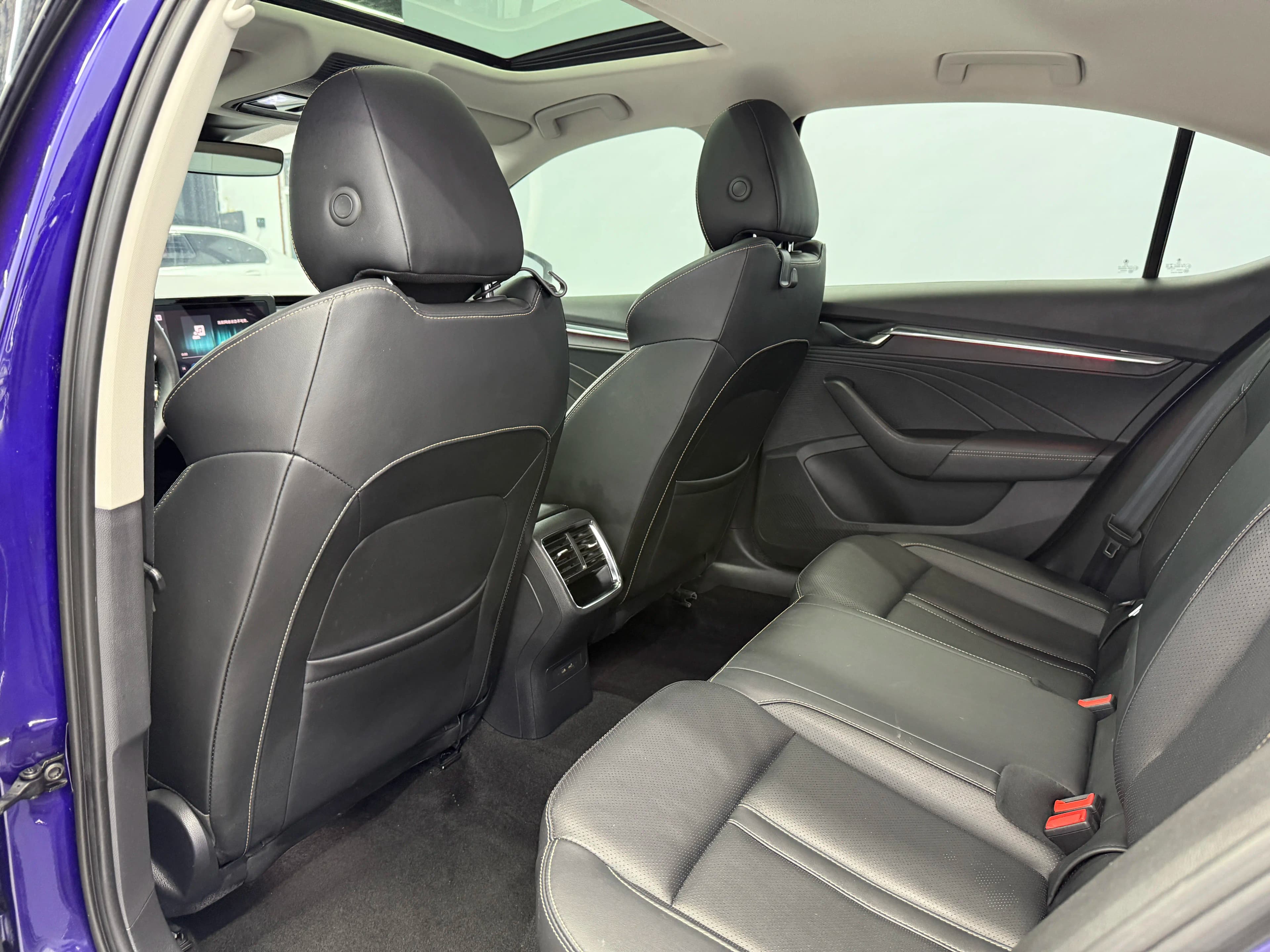 Skoda Octavia 2021 г. 28076 км. — фото 21