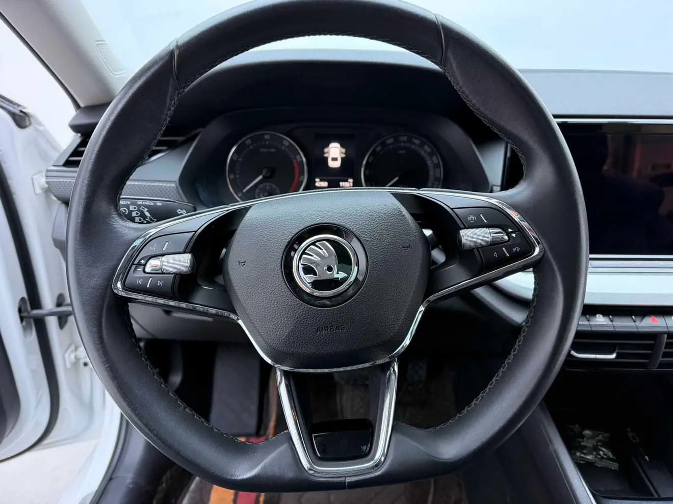 Skoda Octavia 2021 г. 42075 км. — фото 12