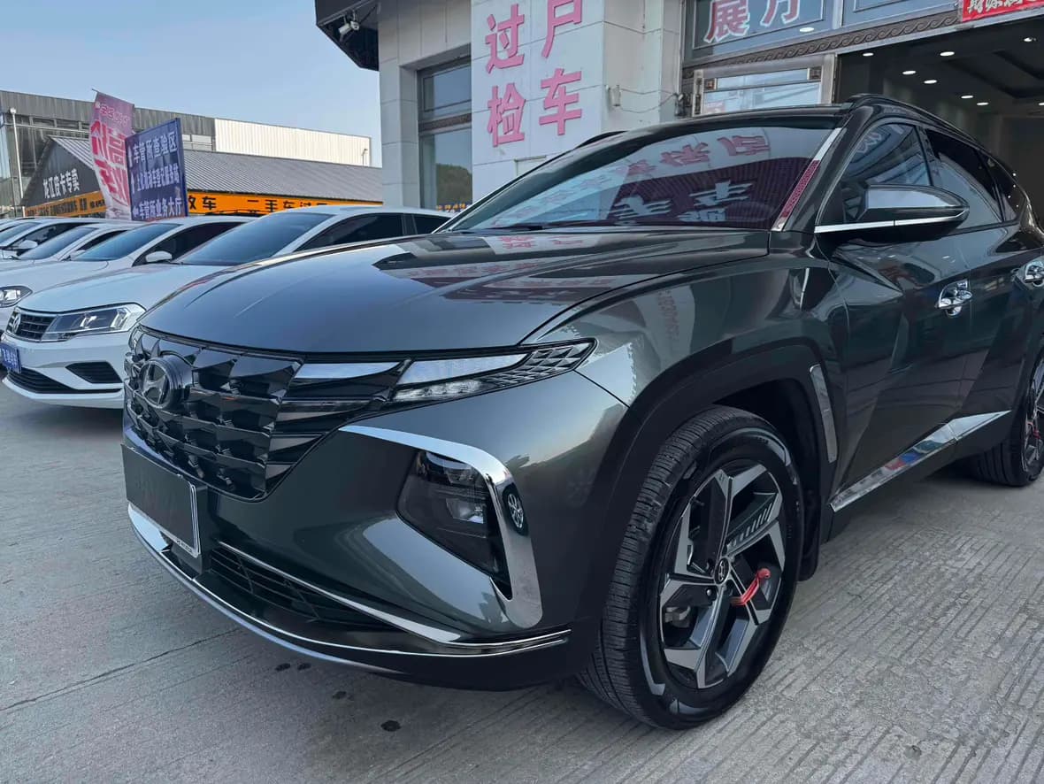 Hyundai Tucson L 2024 г. 15035 км.