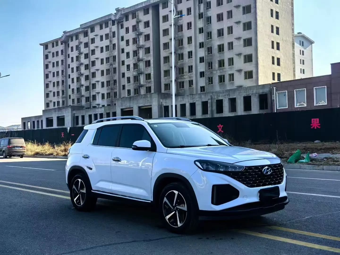 Hyundai ix35 2022 г. 40100 км. — фото 3