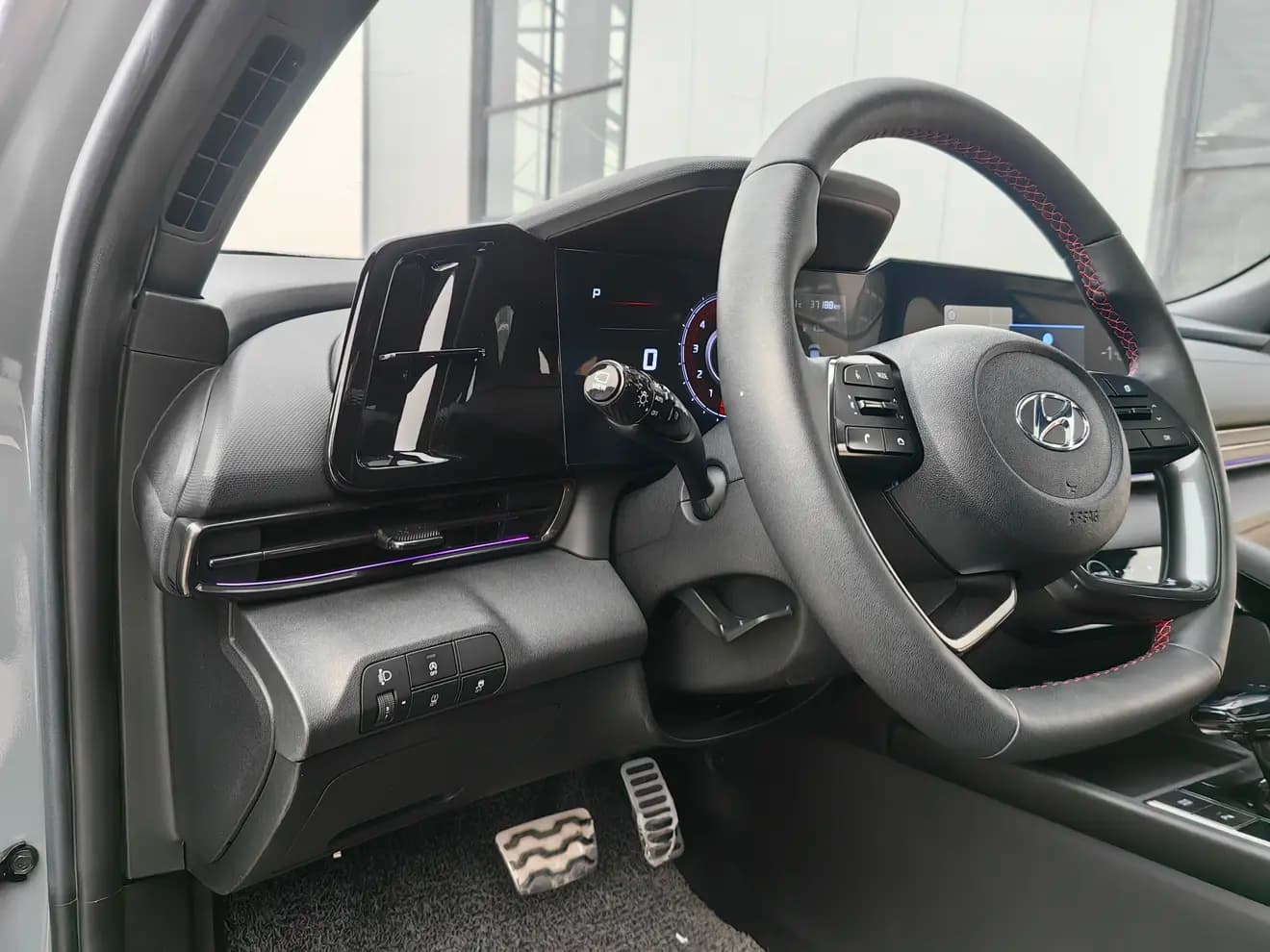 Hyundai Elantra 2022 г. 37066 км. — фото 11