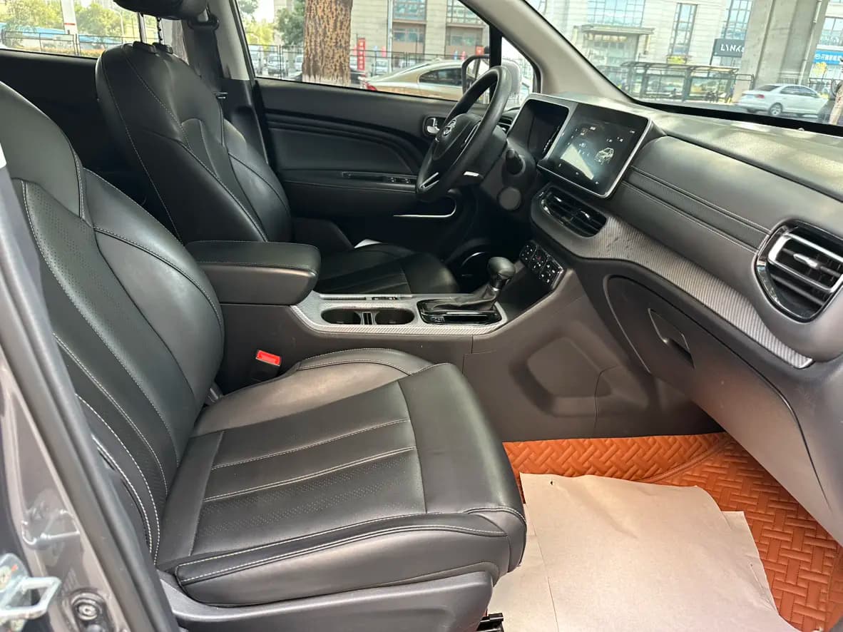 GAC Trumpchi GS3 2022 г. 87041 км. — фото 18