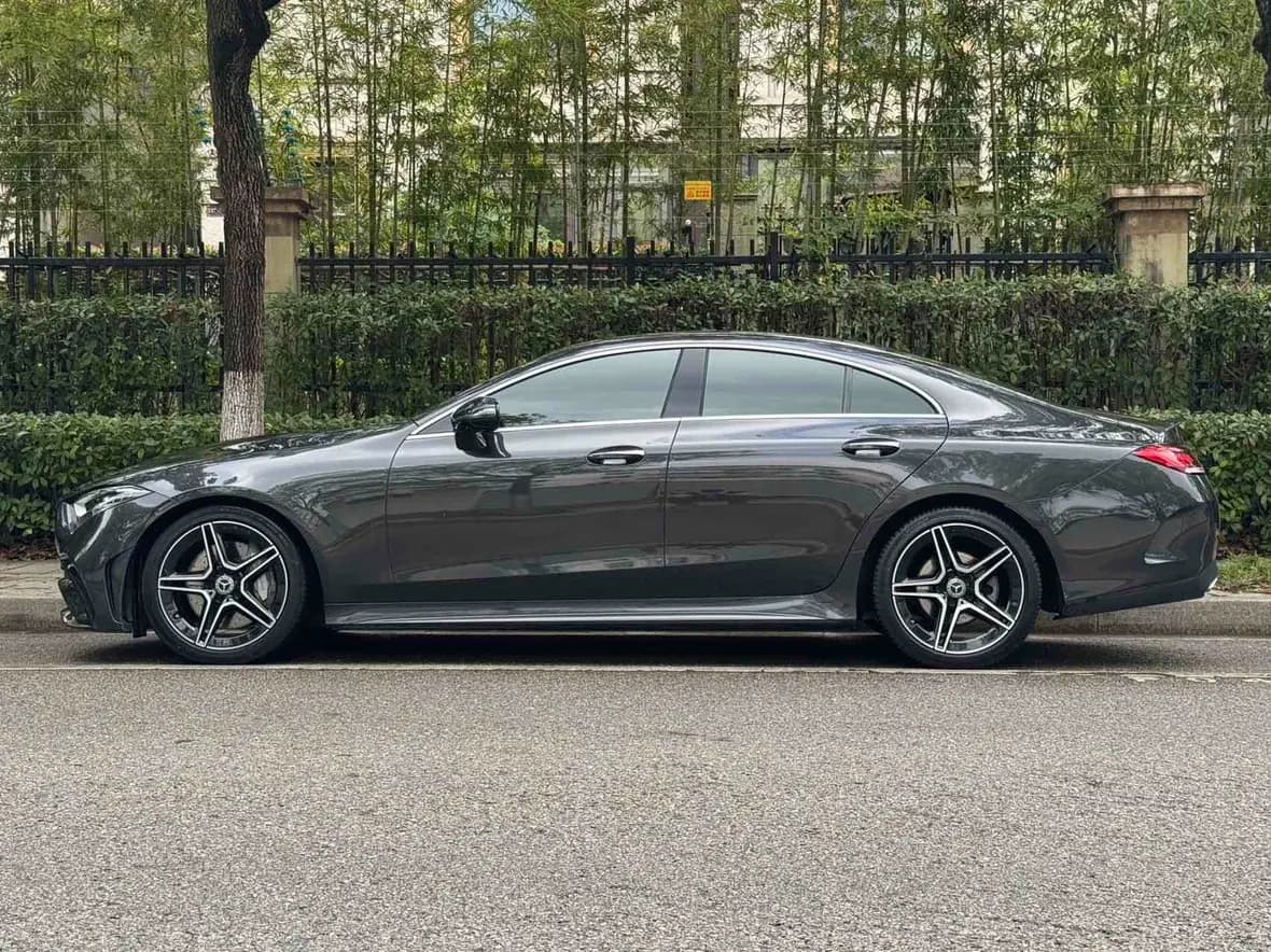 Mercedes-Benz Mercedes Benz CLS 2023 г. 50015 км. — фото 3