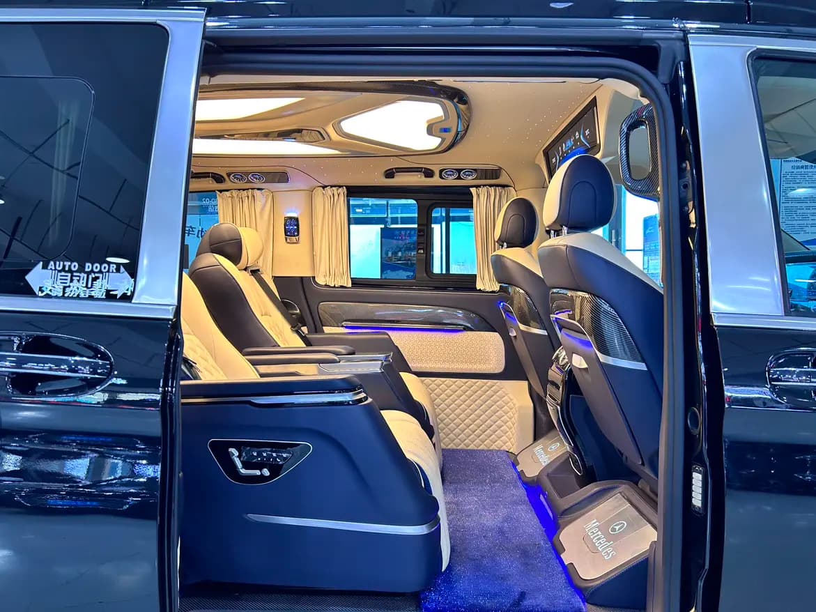 Mercedes-Benz Vito 2024 г. 15064 км. — фото 20