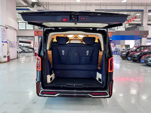 Mercedes-Benz Vito 2024 г. 15064 км. — фото 25