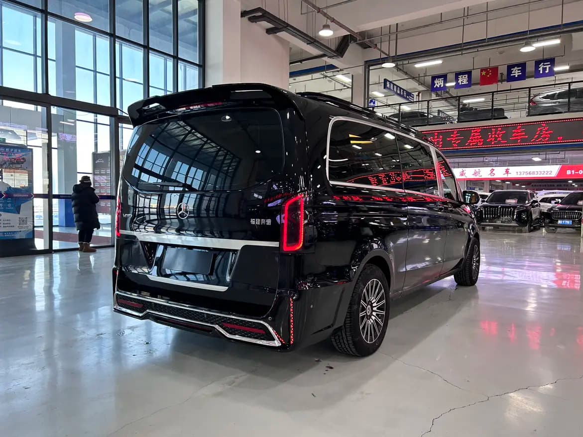 Mercedes-Benz Vito 2024 г. 15064 км. — фото 4