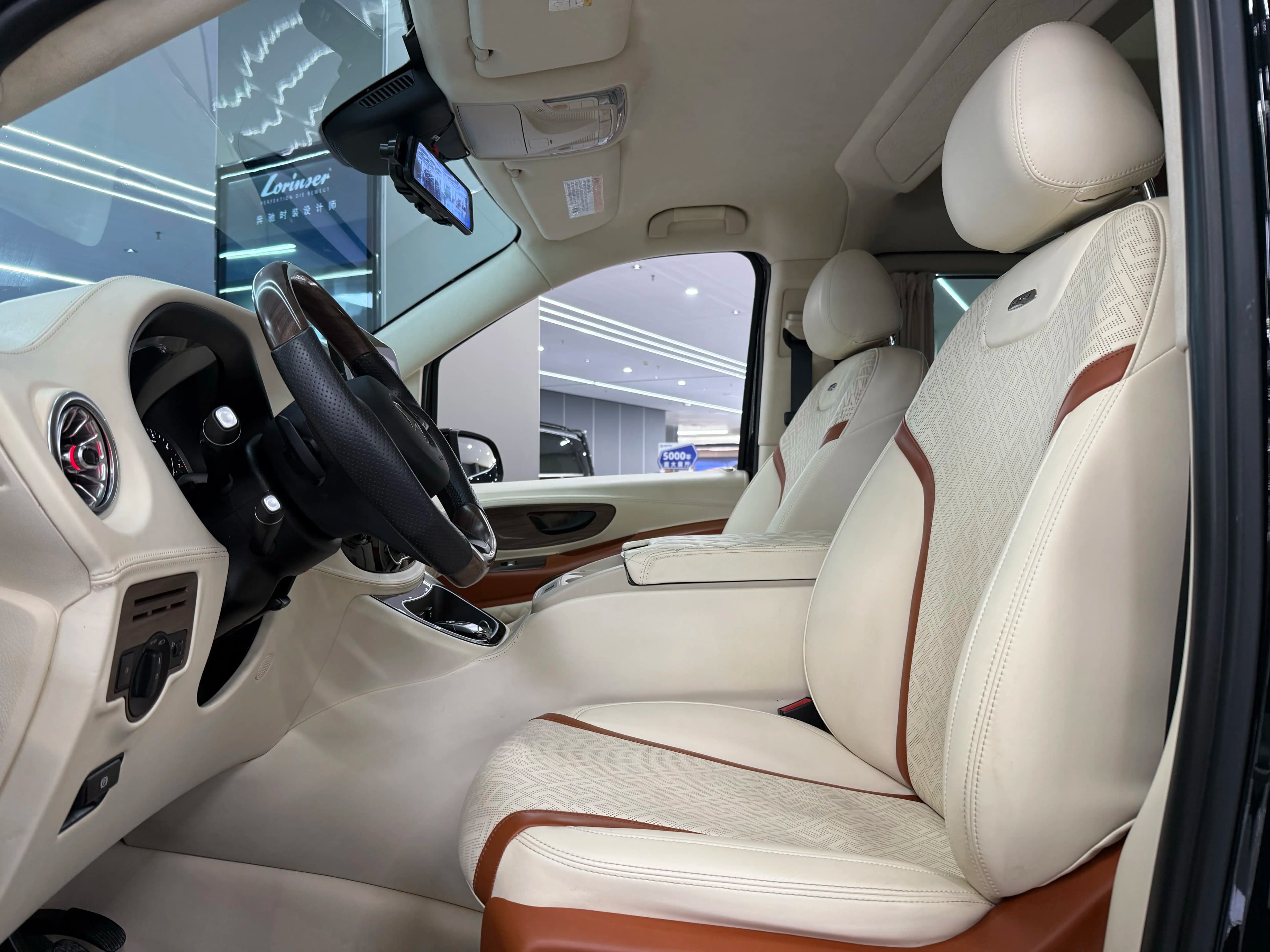 Mercedes-Benz Vito 2023 г. 30048 км. — фото 16