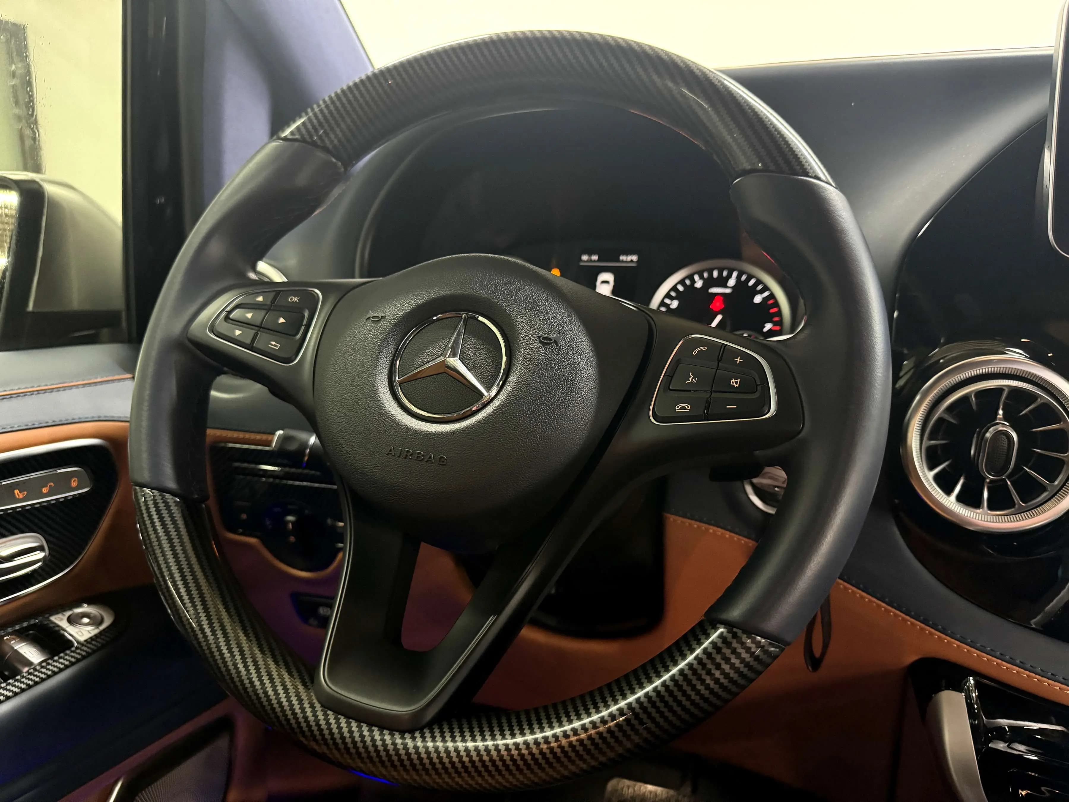 Mercedes-Benz Vito 2024 г. 49749 км. — фото 13