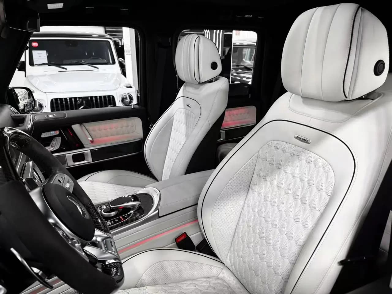 Mercedes-Benz G-Class AMG 2022 г. 50117 км. — фото 11