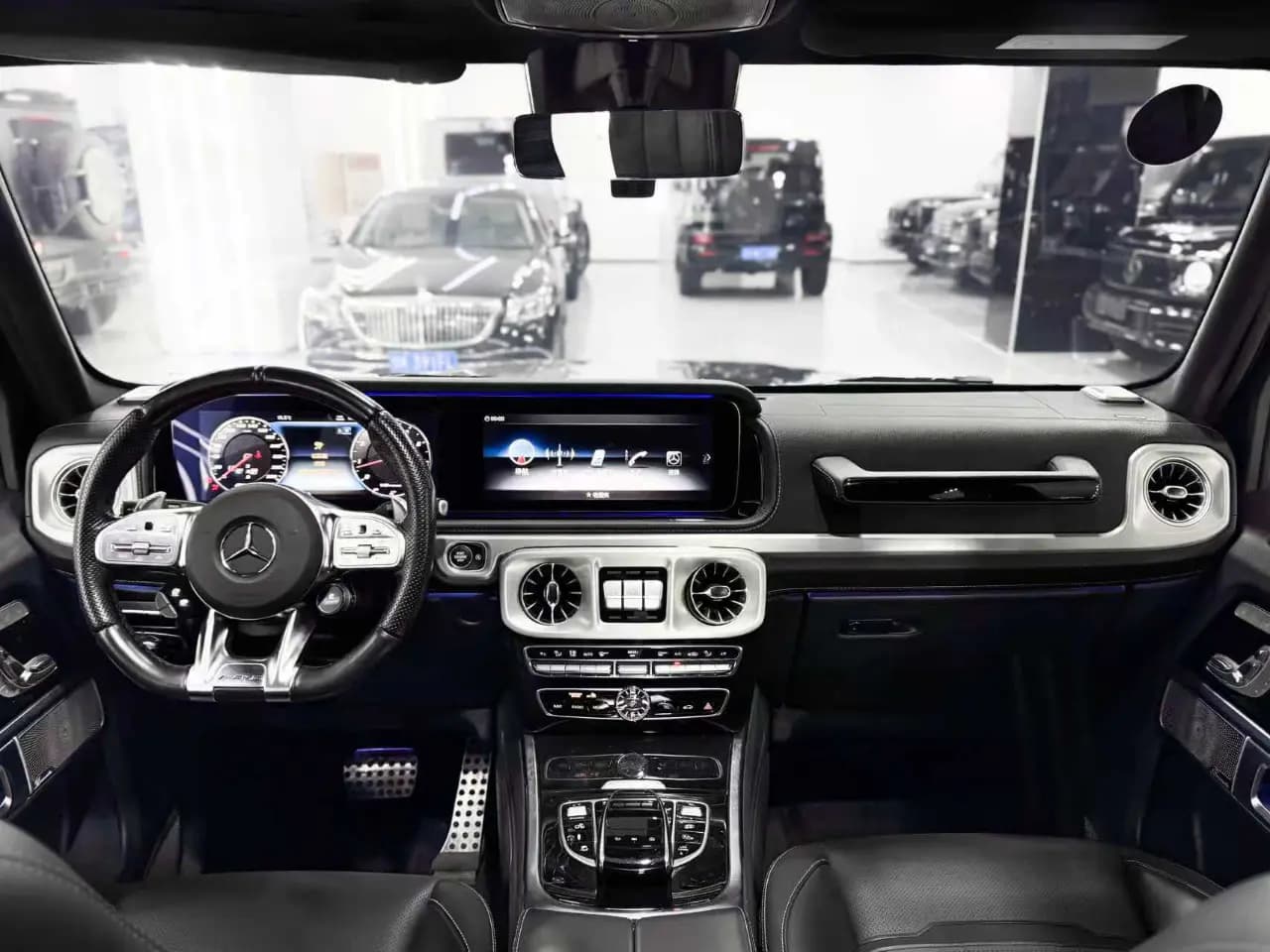 Mercedes-Benz G-Class AMG 2023 г. 26085 км. — фото 2