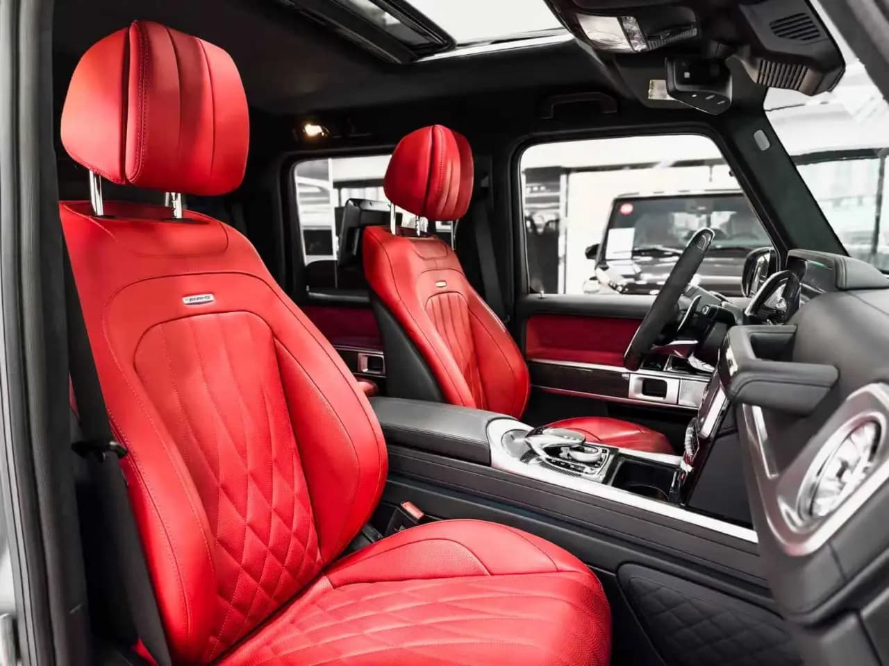 Mercedes-Benz G-Class AMG 2025 г. 7007 км. — фото 8