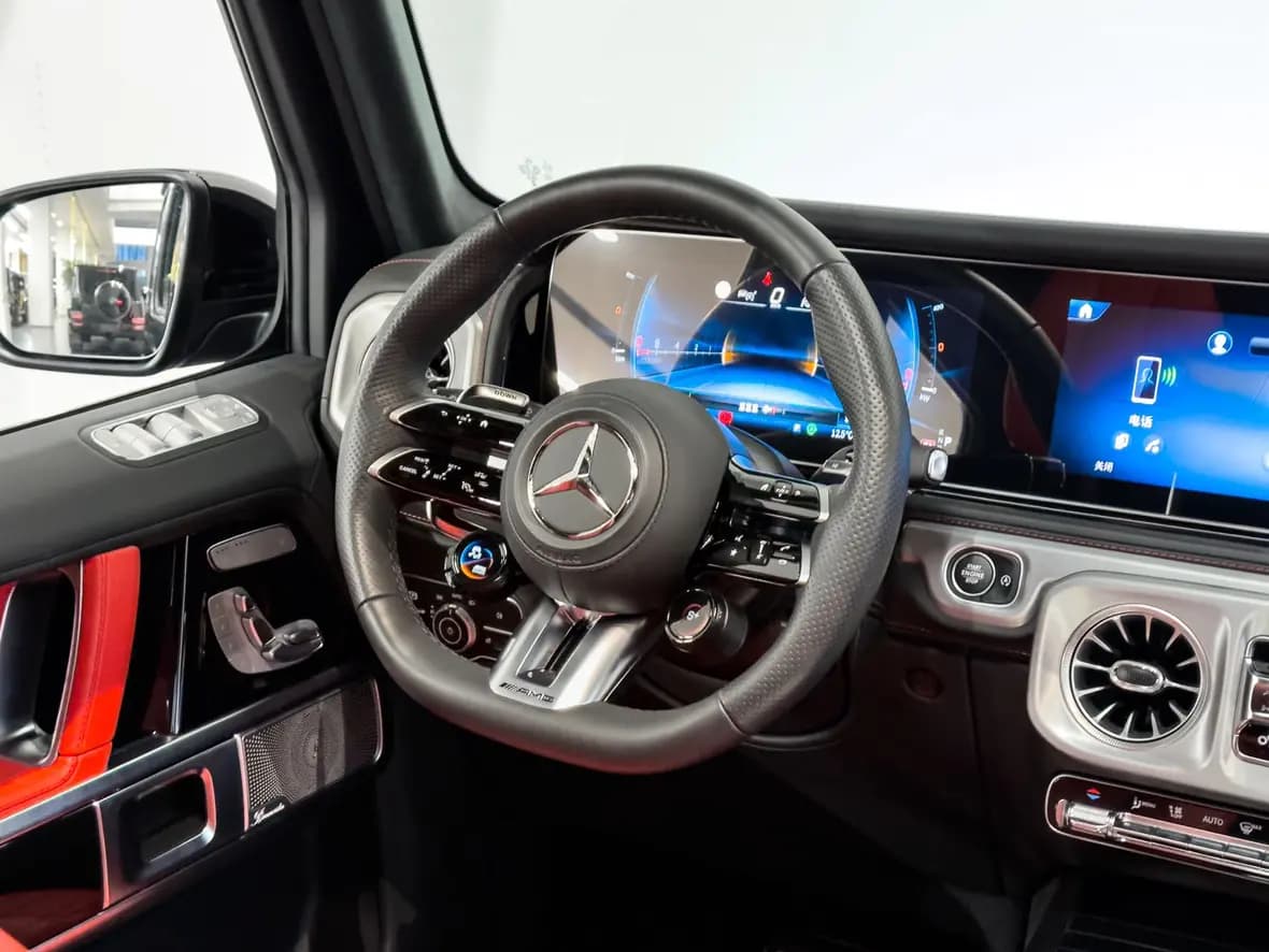 Mercedes-Benz G-Class AMG 2025 г. 6107 км. — фото 10