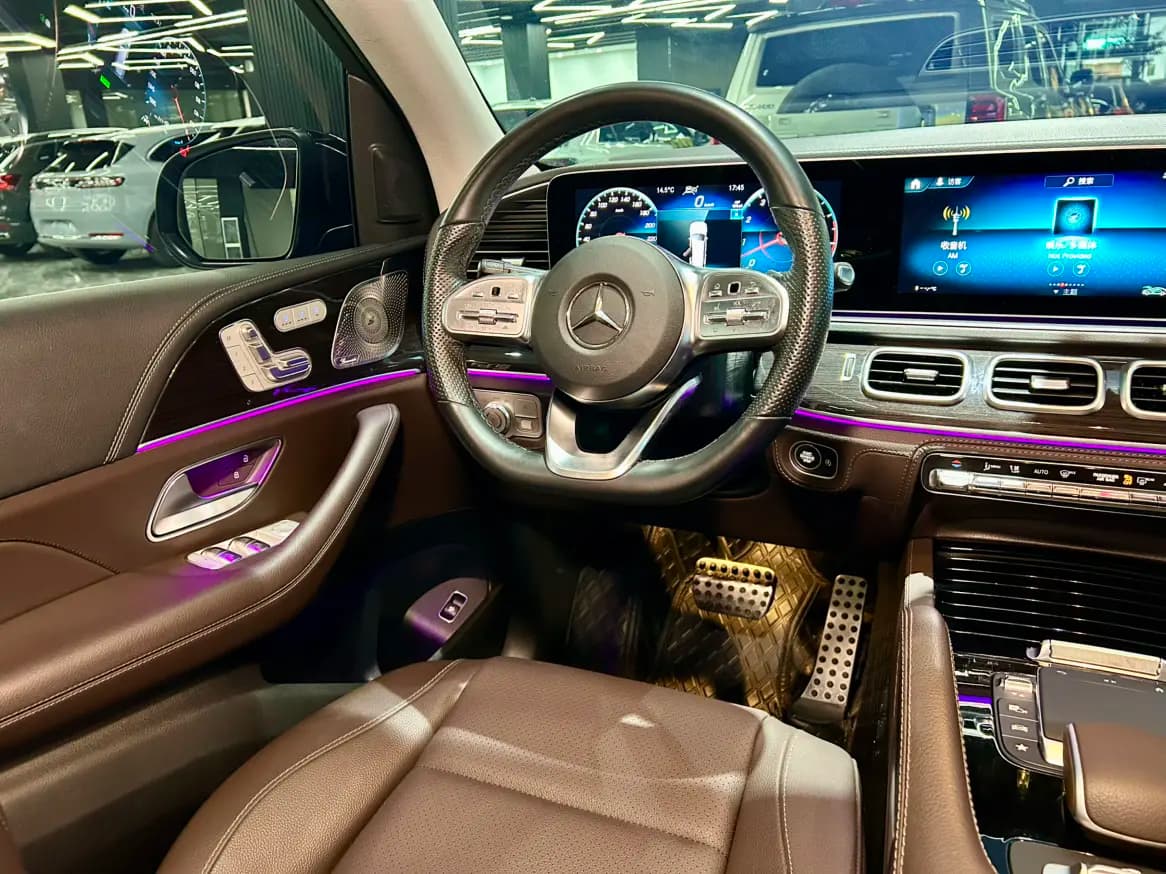 Mercedes-Benz Mercedes Benz GLS 2023 г. 27135 км. — фото 35