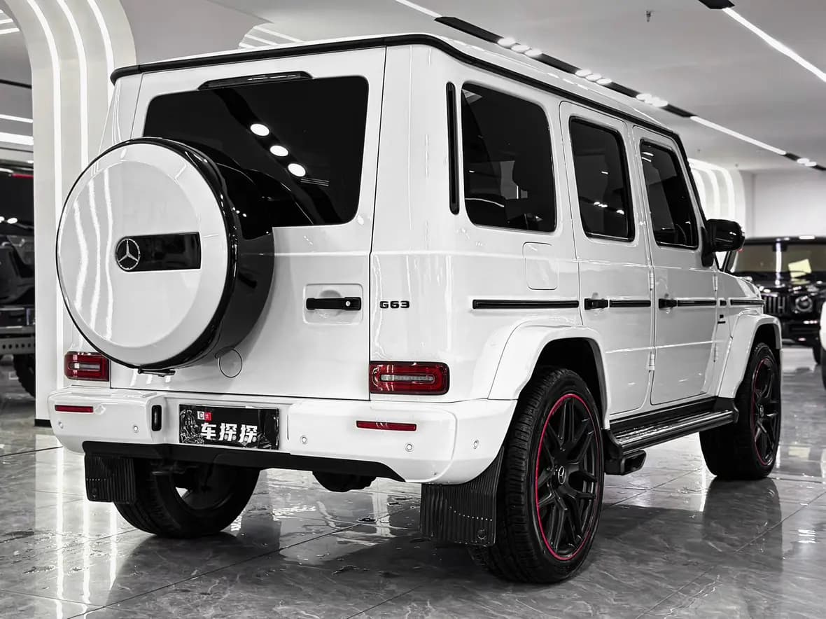 Mercedes-Benz Mercedes Benz G Class 2022 г. 65127 км. — фото 3