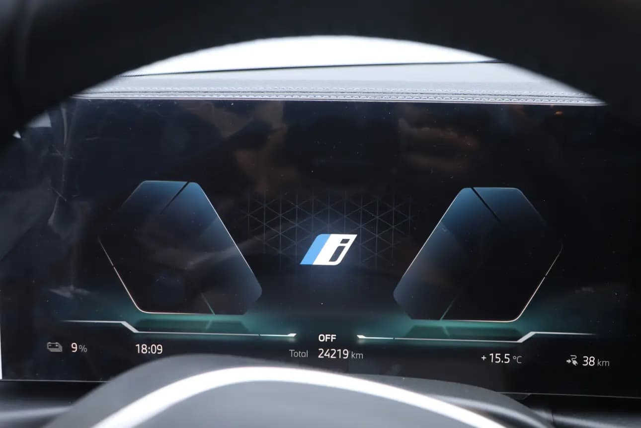 BMW i3 2024 г. 24335 км. — фото 7
