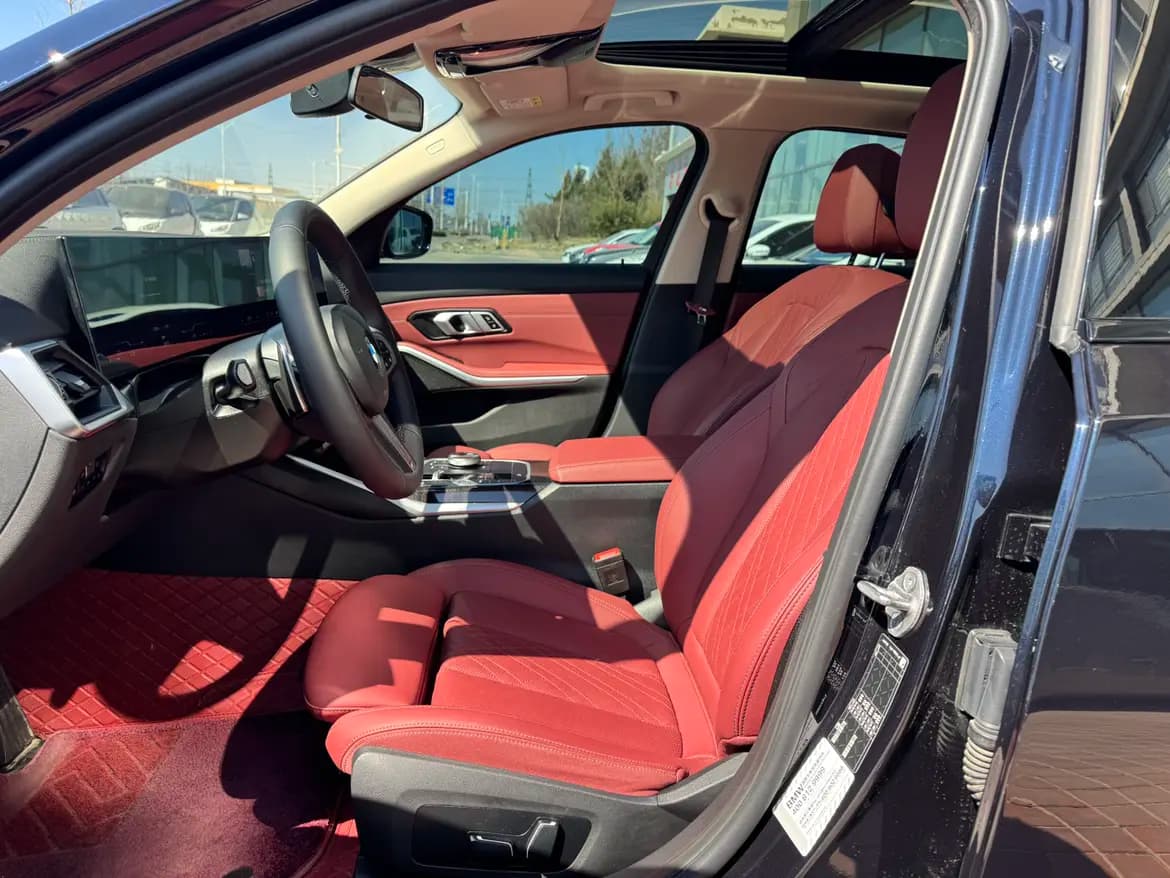 BMW 3 Series 2024 г. 20121 км. — фото 8