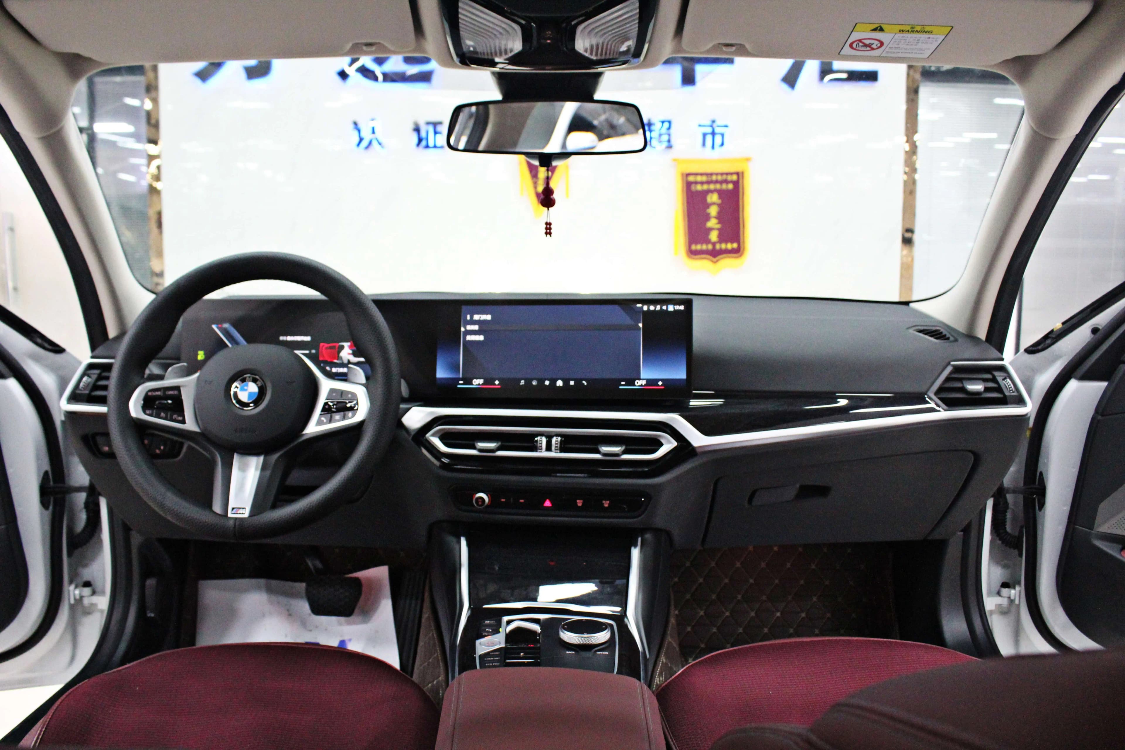 BMW 3 Series 2024 г. 6118 км. — фото 9