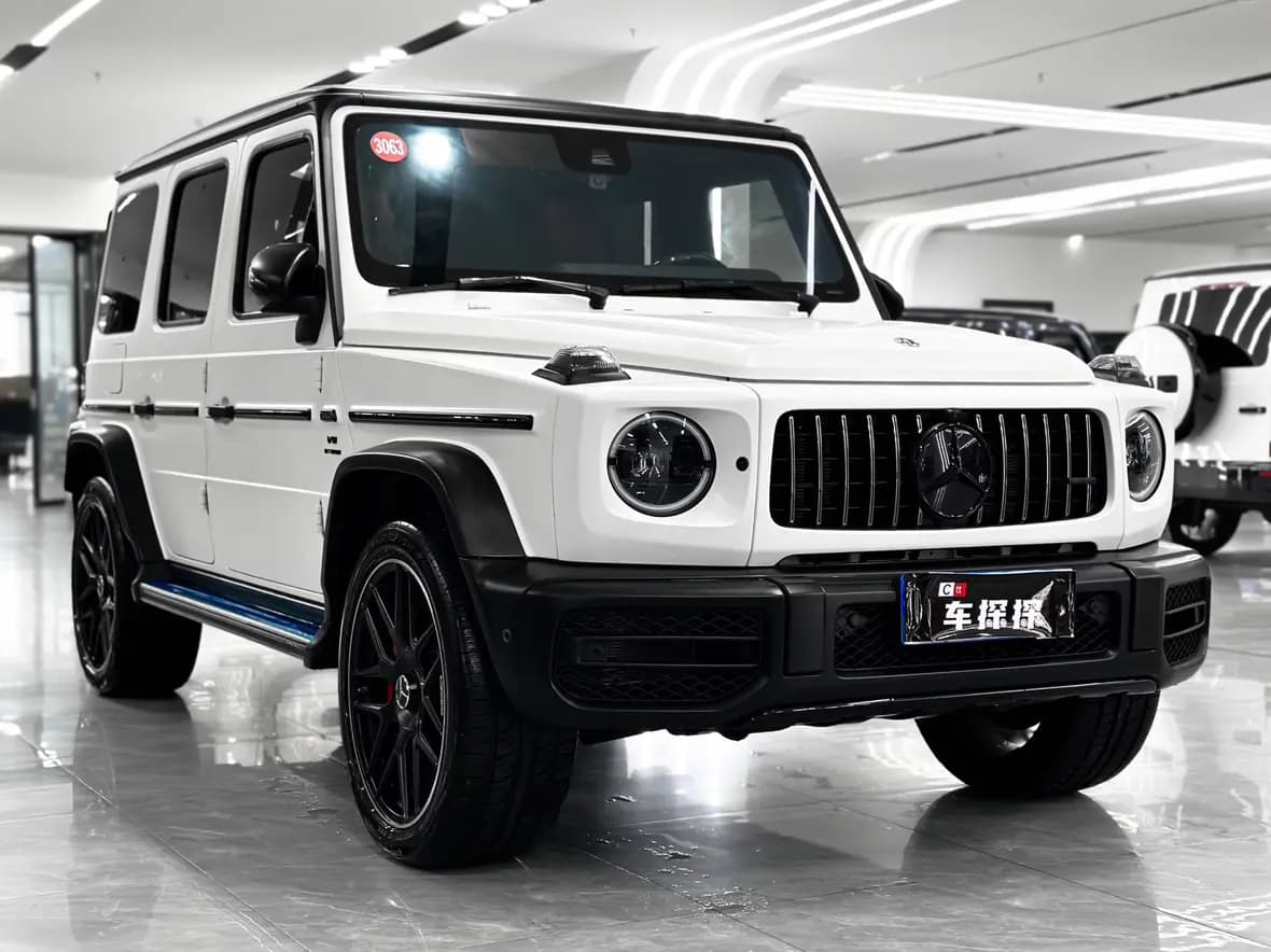 Mercedes-Benz Mercedes Benz G Class 2023 г. 30139 км. — фото 3