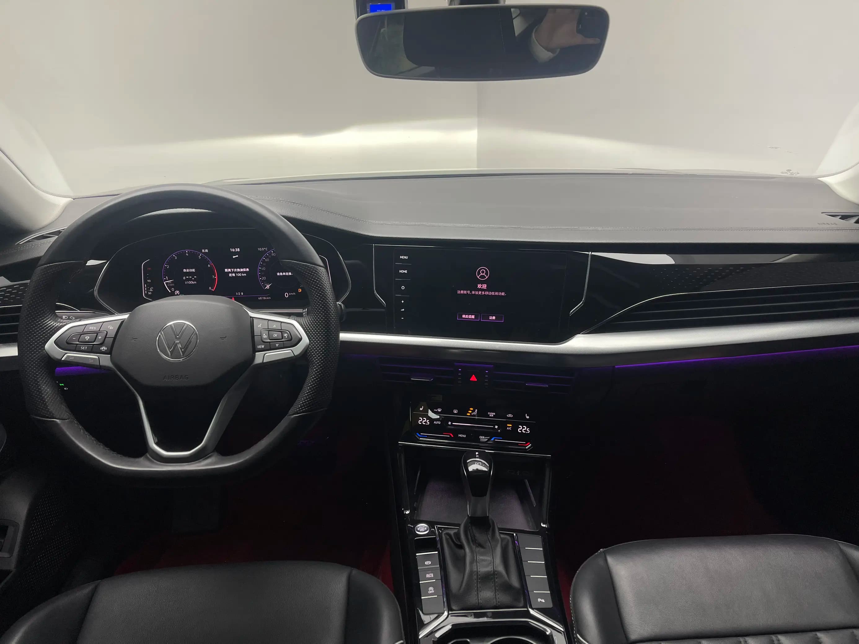Volkswagen Passat 2022 г. 68234 км. — фото 14