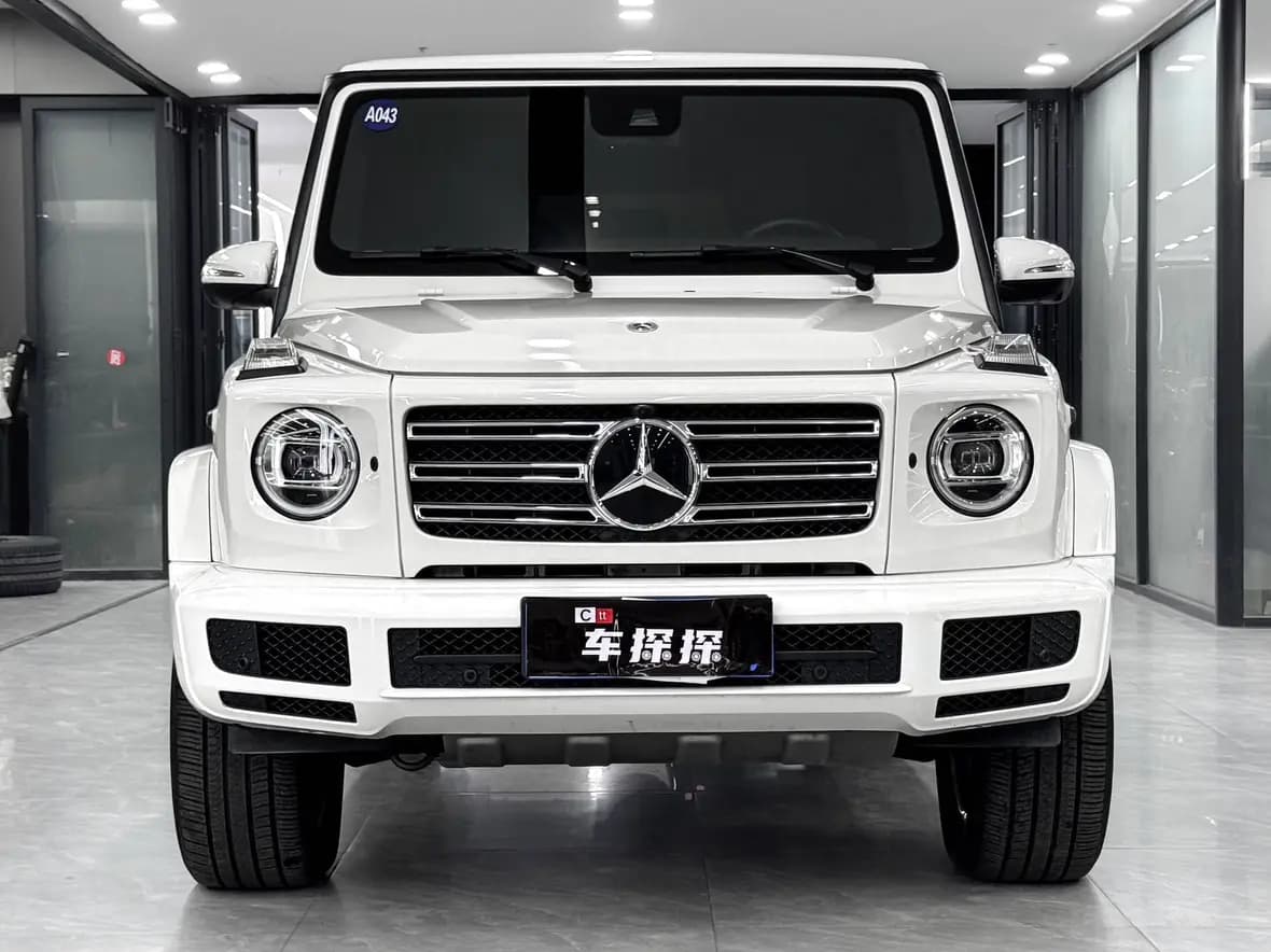 Mercedes-Benz Mercedes Benz G Class 2024 г. 30122 км. — фото 2