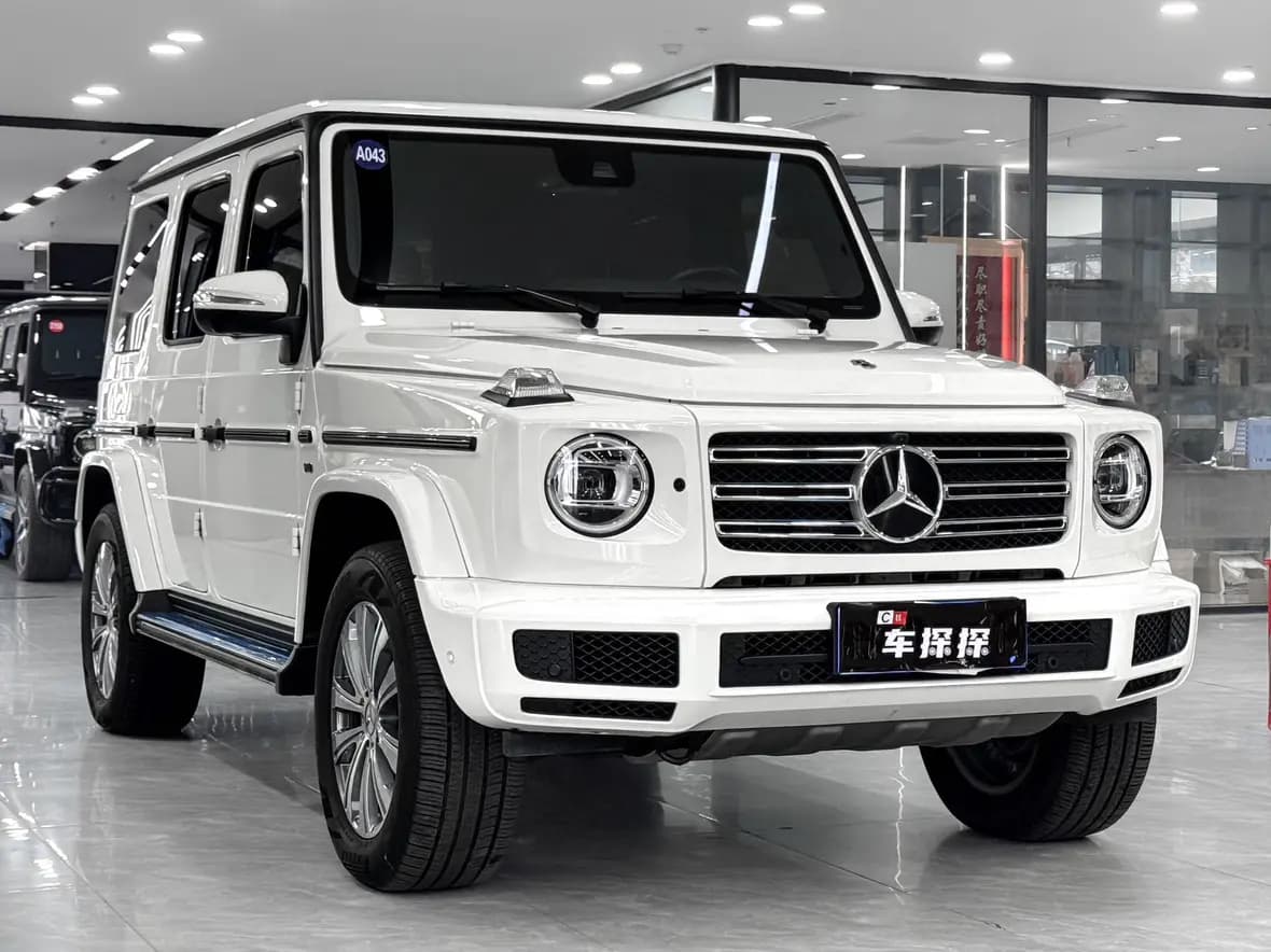 Mercedes-Benz Mercedes Benz G Class 2024 г. 30122 км. — фото 3