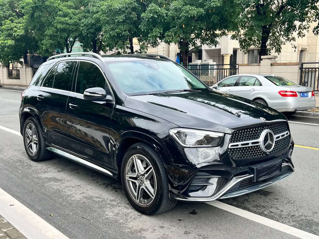 Mercedes-Benz GLE 2023 г. 47090 км. — фото 3