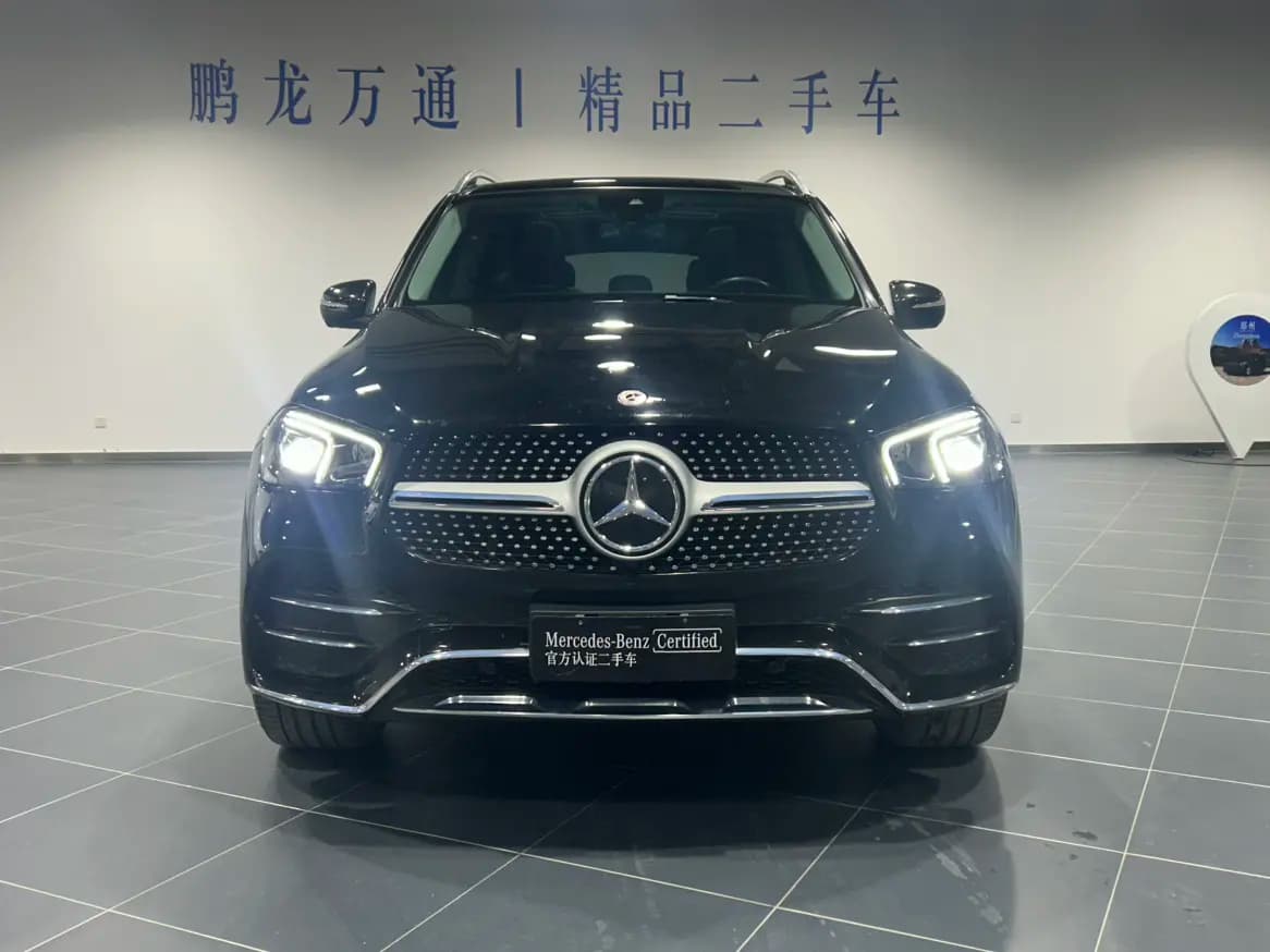 Mercedes-Benz GLE 2023 г. 81888 км. — фото 2