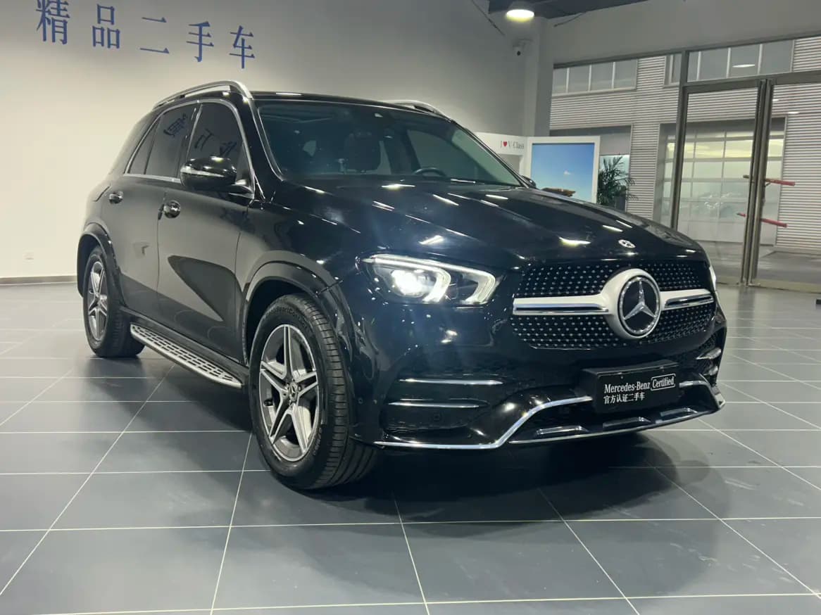 Mercedes-Benz GLE 2023 г. 81888 км. — фото 3