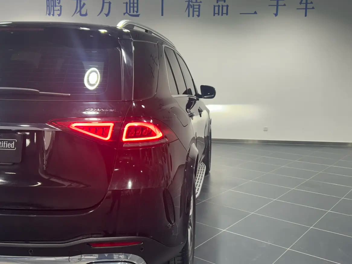 Mercedes-Benz GLE 2023 г. 81888 км. — фото 10