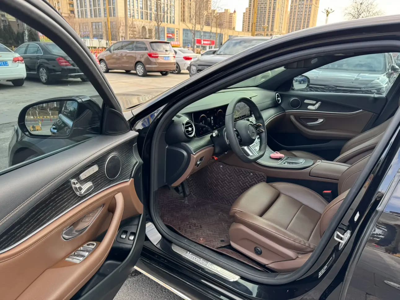 Mercedes-Benz E-Class PHEV 2022 г. 70120 км. — фото 6