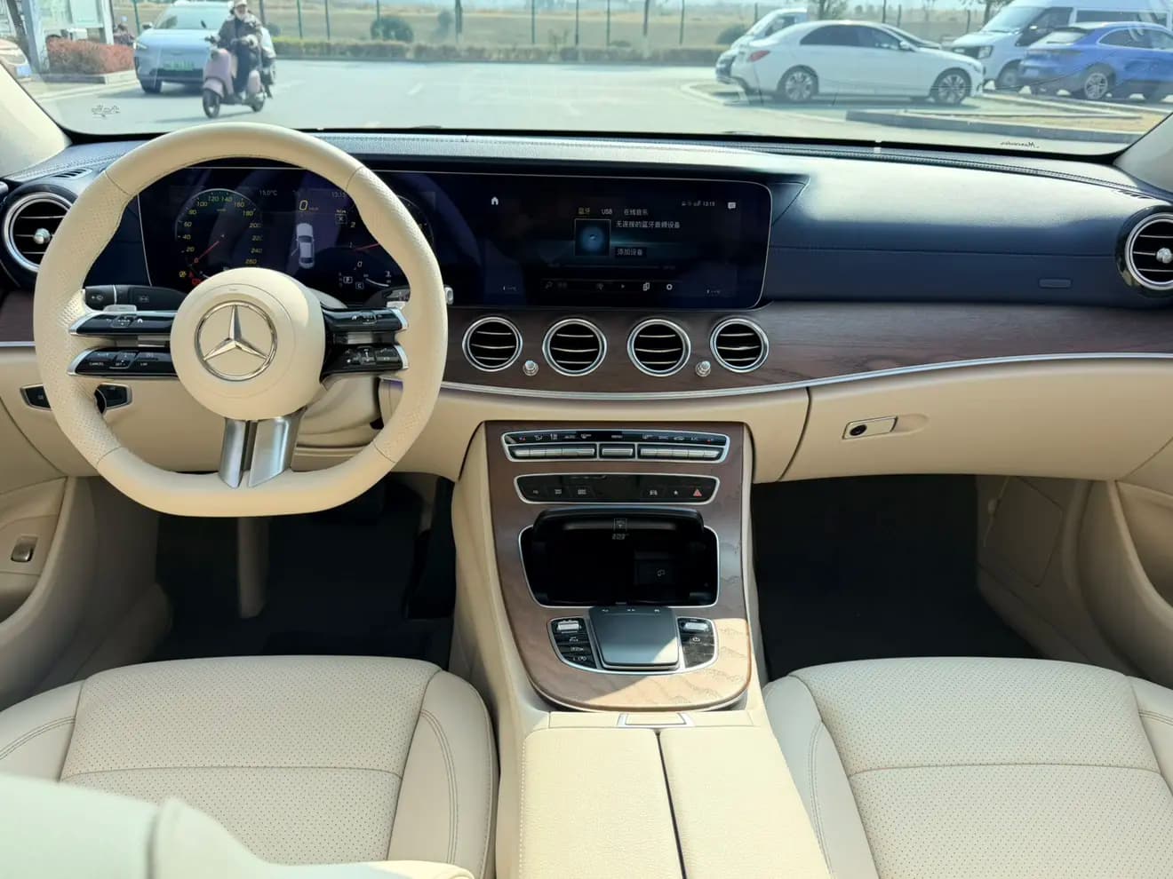 Mercedes-Benz E-Class 2023 г. 28714 км. — фото 16