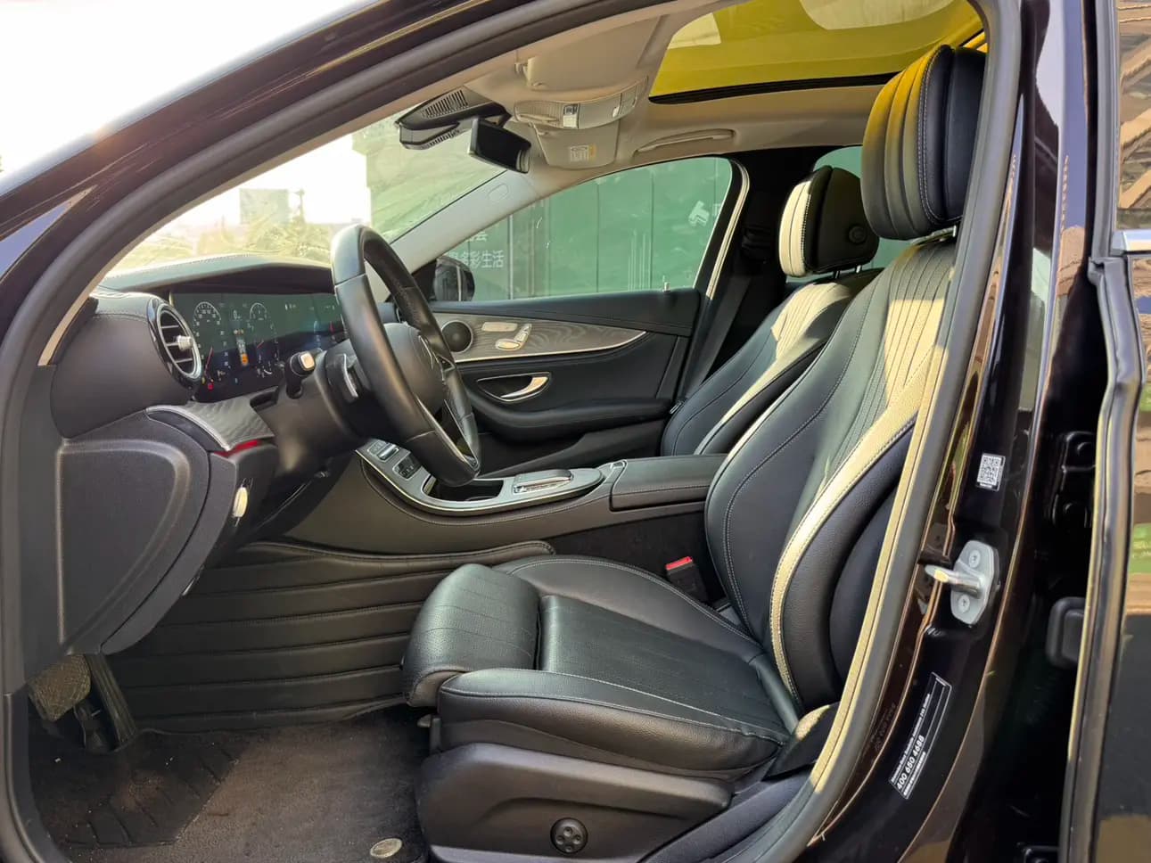 Mercedes-Benz E-Class 2022 г. 59011 км. — фото 13