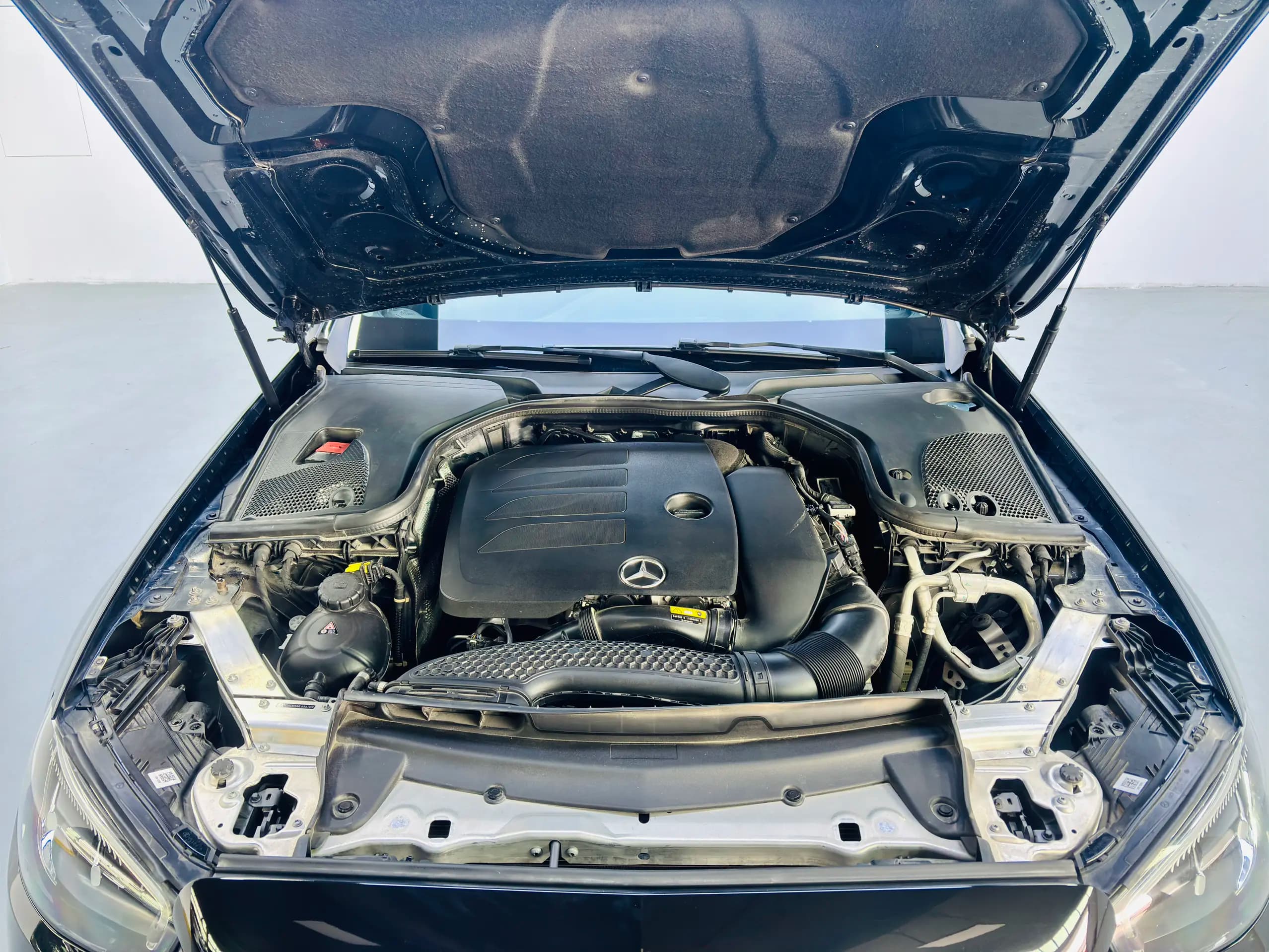 Mercedes-Benz E-Class 2021 г. 62950 км. — фото 9