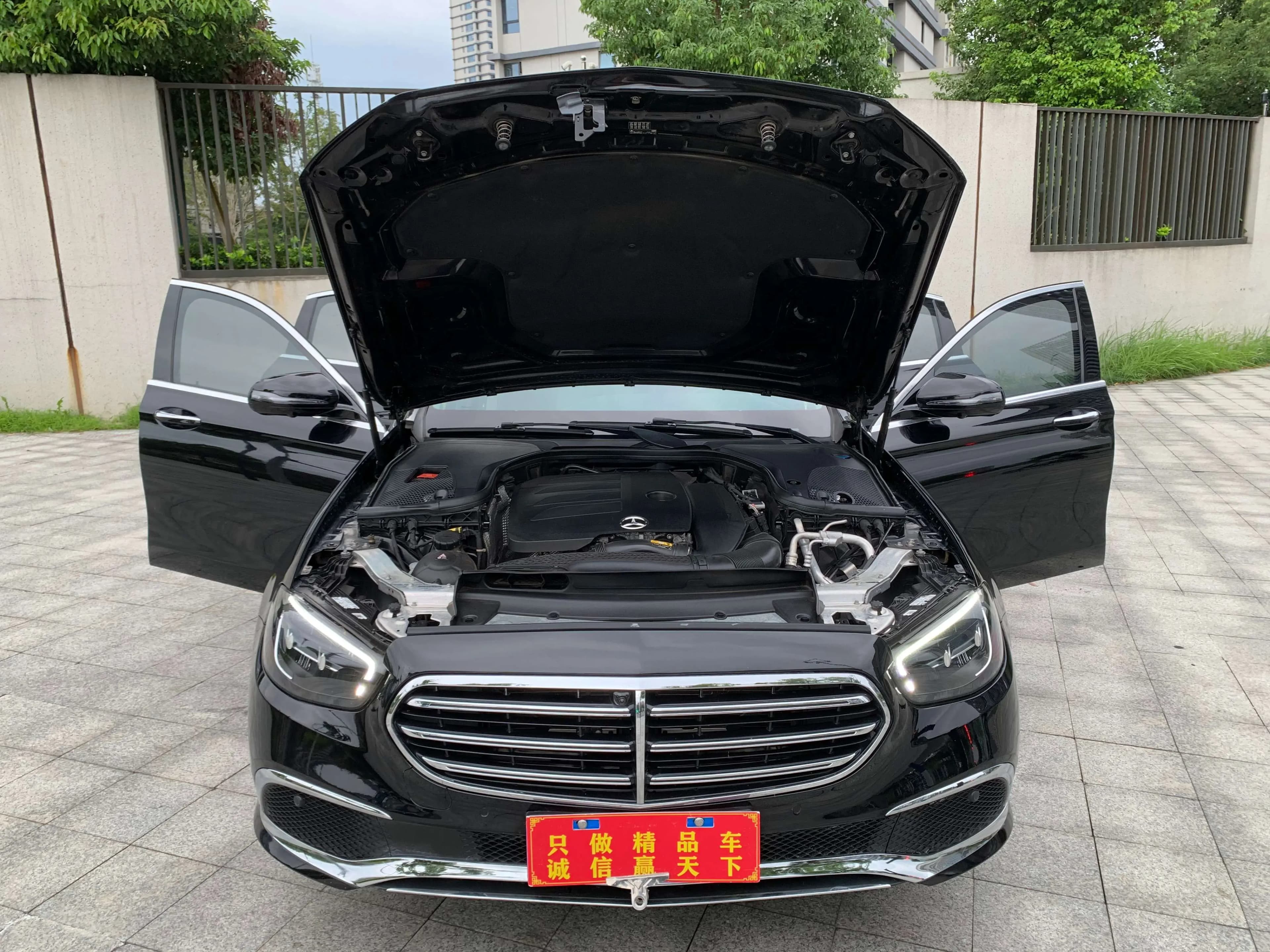 Mercedes-Benz E-Class 2022 г. 40010 км. — фото 12