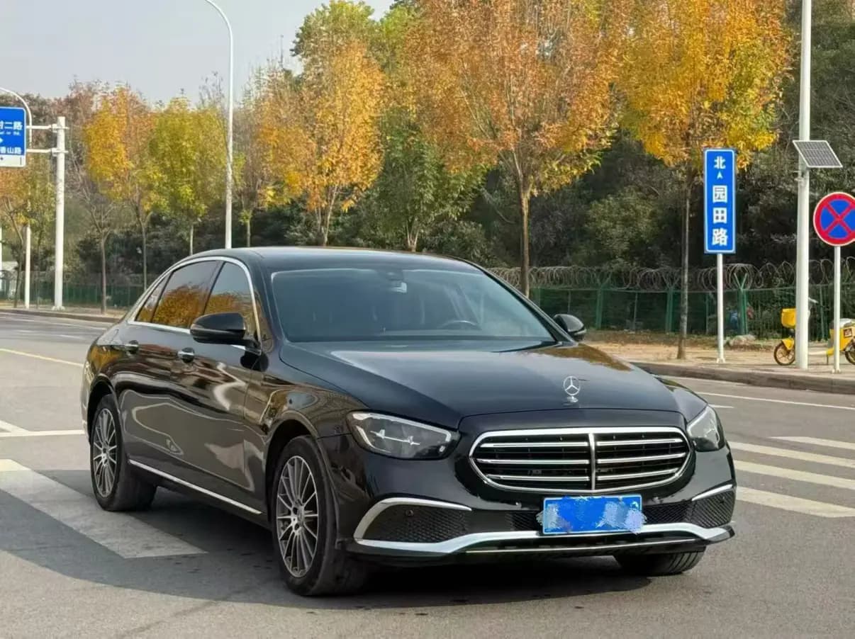 Mercedes-Benz E-Class 2021 г. 70044 км. — фото 2