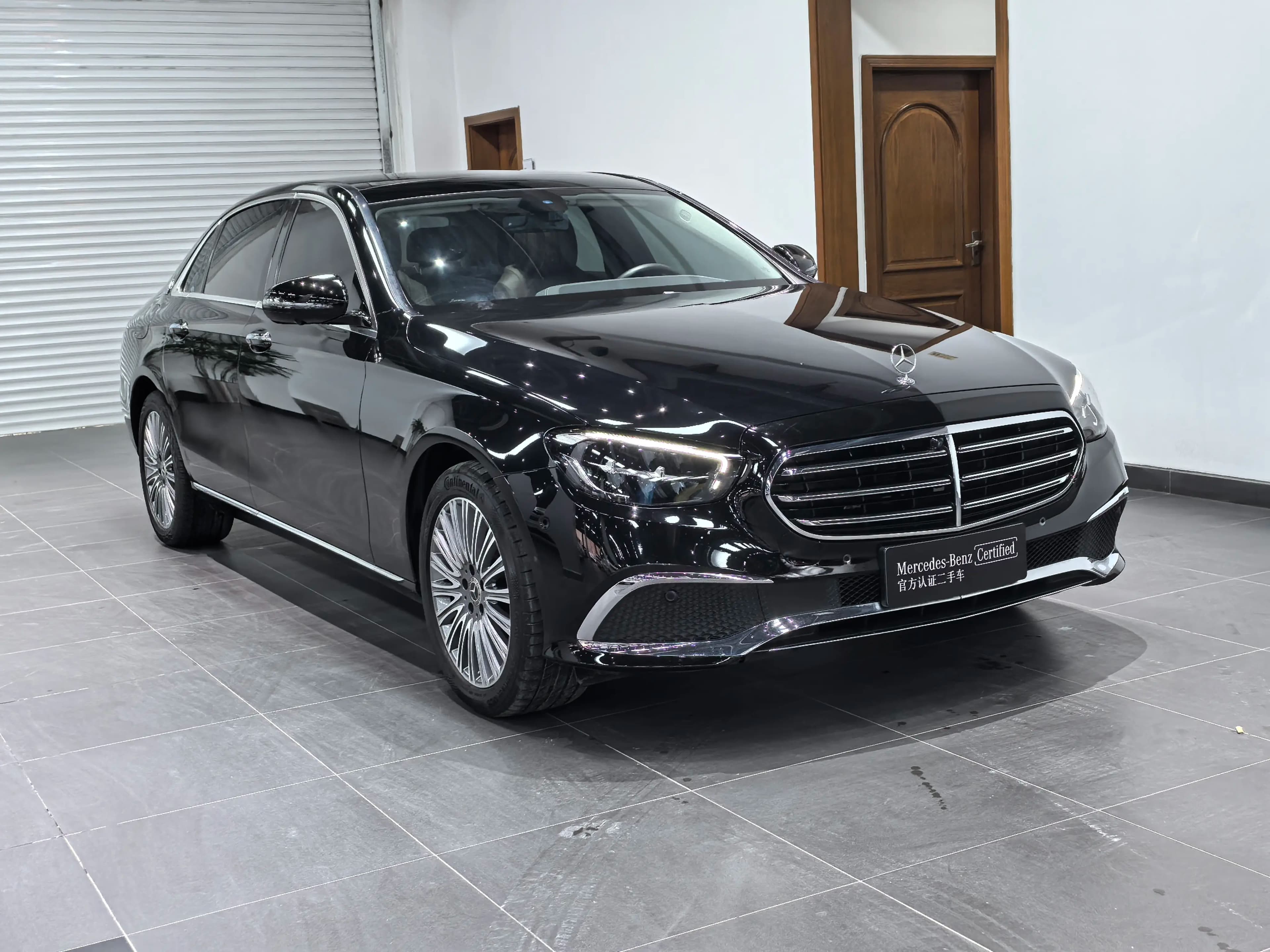 Mercedes-Benz E-Class 2022 г. 66035 км. — фото 3