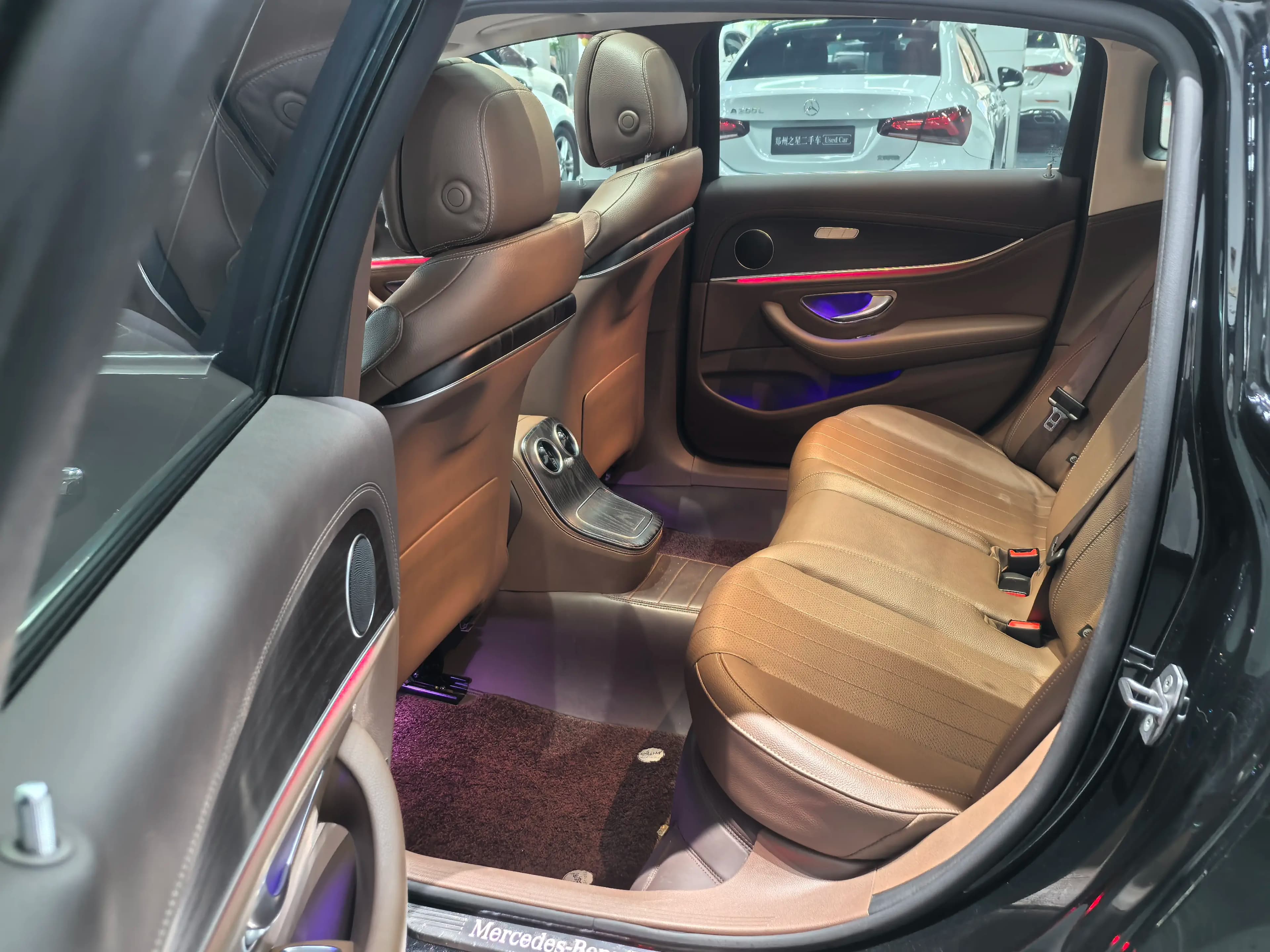 Mercedes-Benz E-Class 2022 г. 66035 км. — фото 8