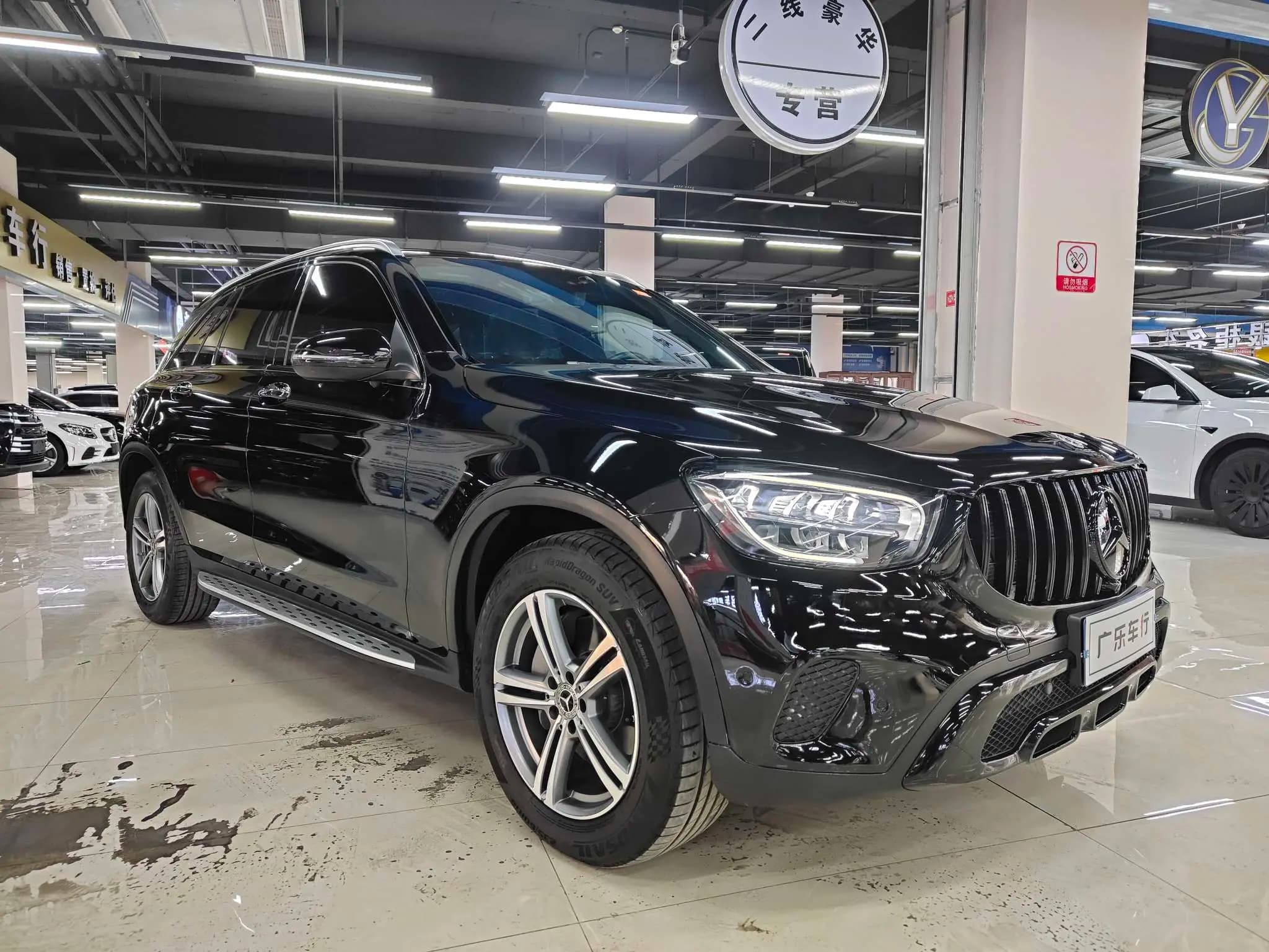 Mercedes-Benz GLC 2021 г. 68107 км. — фото 3