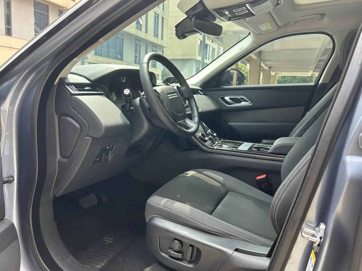 Land Rover Range Rover Velar 2021 г. 67097 км. — фото 15