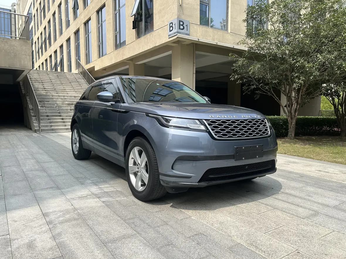 Land Rover Range Rover Velar 2021 г. 67097 км. — фото 3