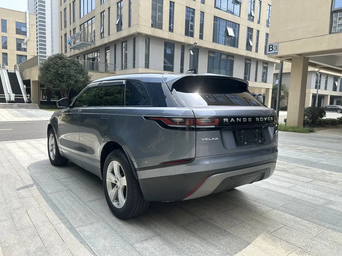 Land Rover Range Rover Velar 2021 г. 67097 км. — фото 4