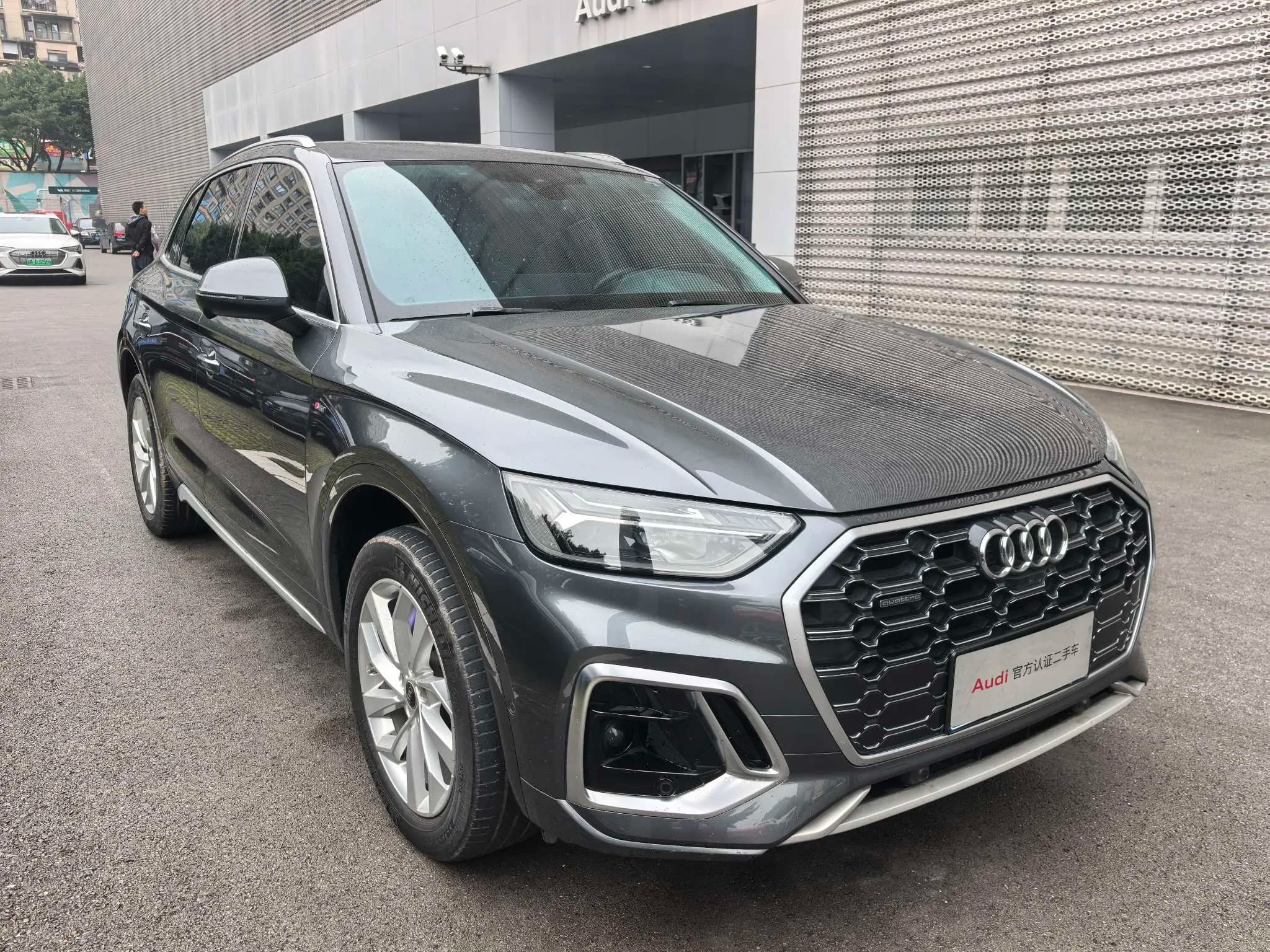 Audi Q5L 2022 г. 50011 км. — фото 3