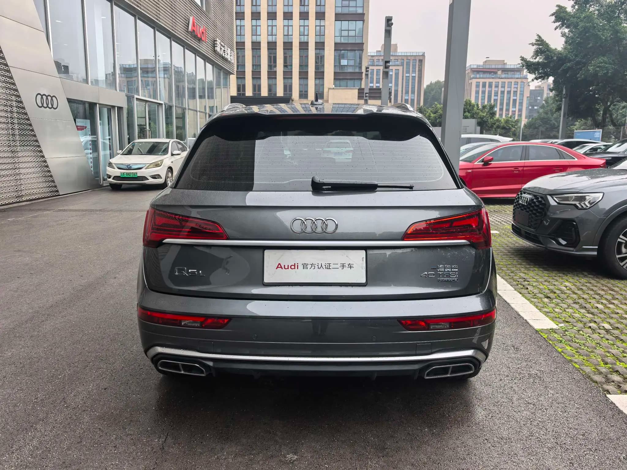 Audi Q5L 2022 г. 50011 км. — фото 6