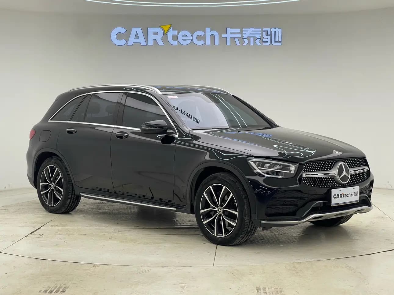 Mercedes-Benz GLC 2021 г. 82105 км. — фото 3