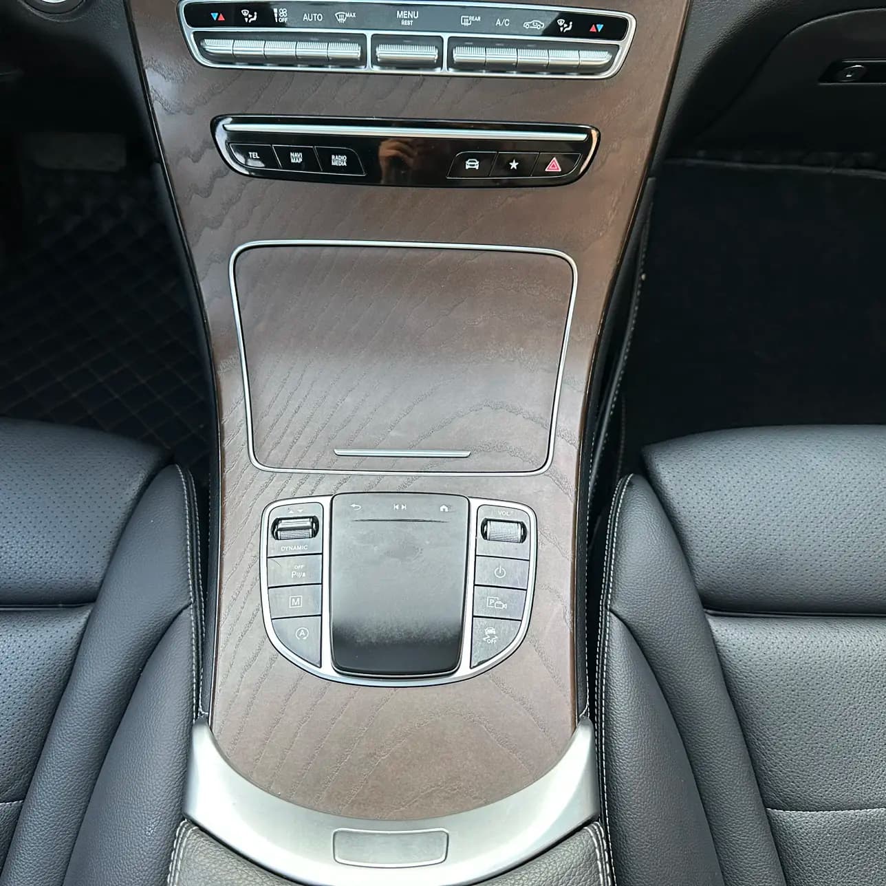 Mercedes-Benz GLC 2022 г. 96104 км. — фото 8