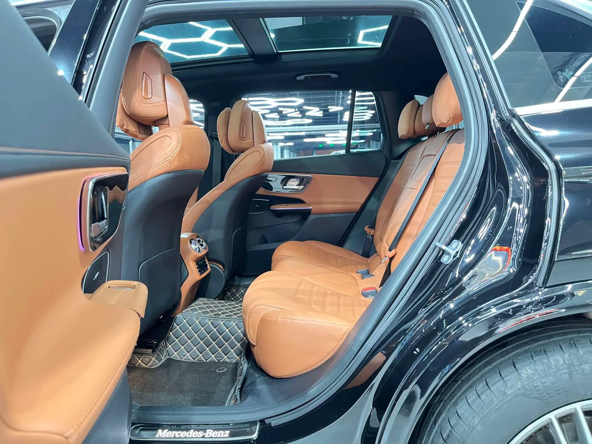 Mercedes-Benz GLC 2025 г. 28103 км. — фото 6