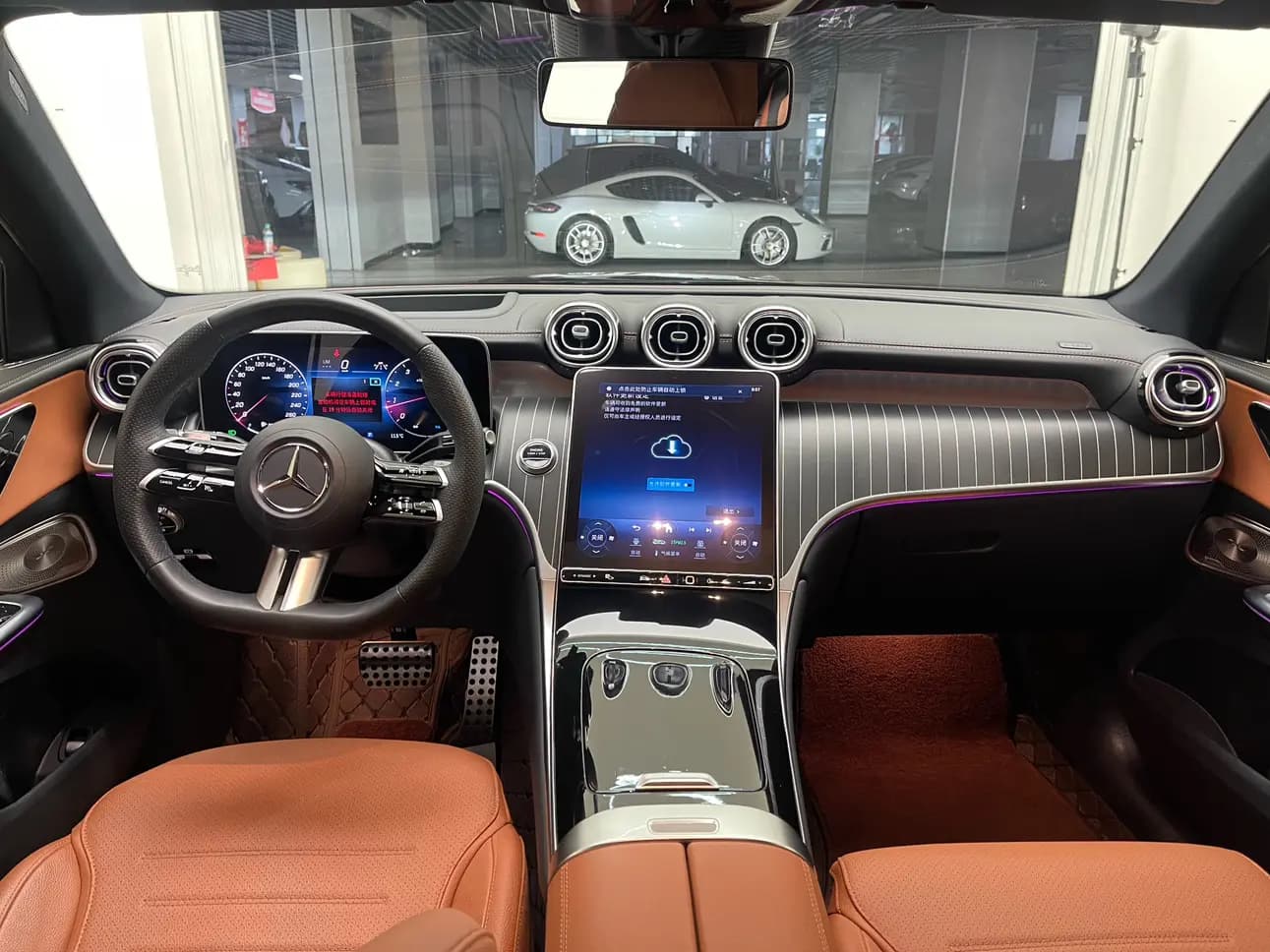 Mercedes-Benz GLC 2024 г. 39102 км. — фото 12