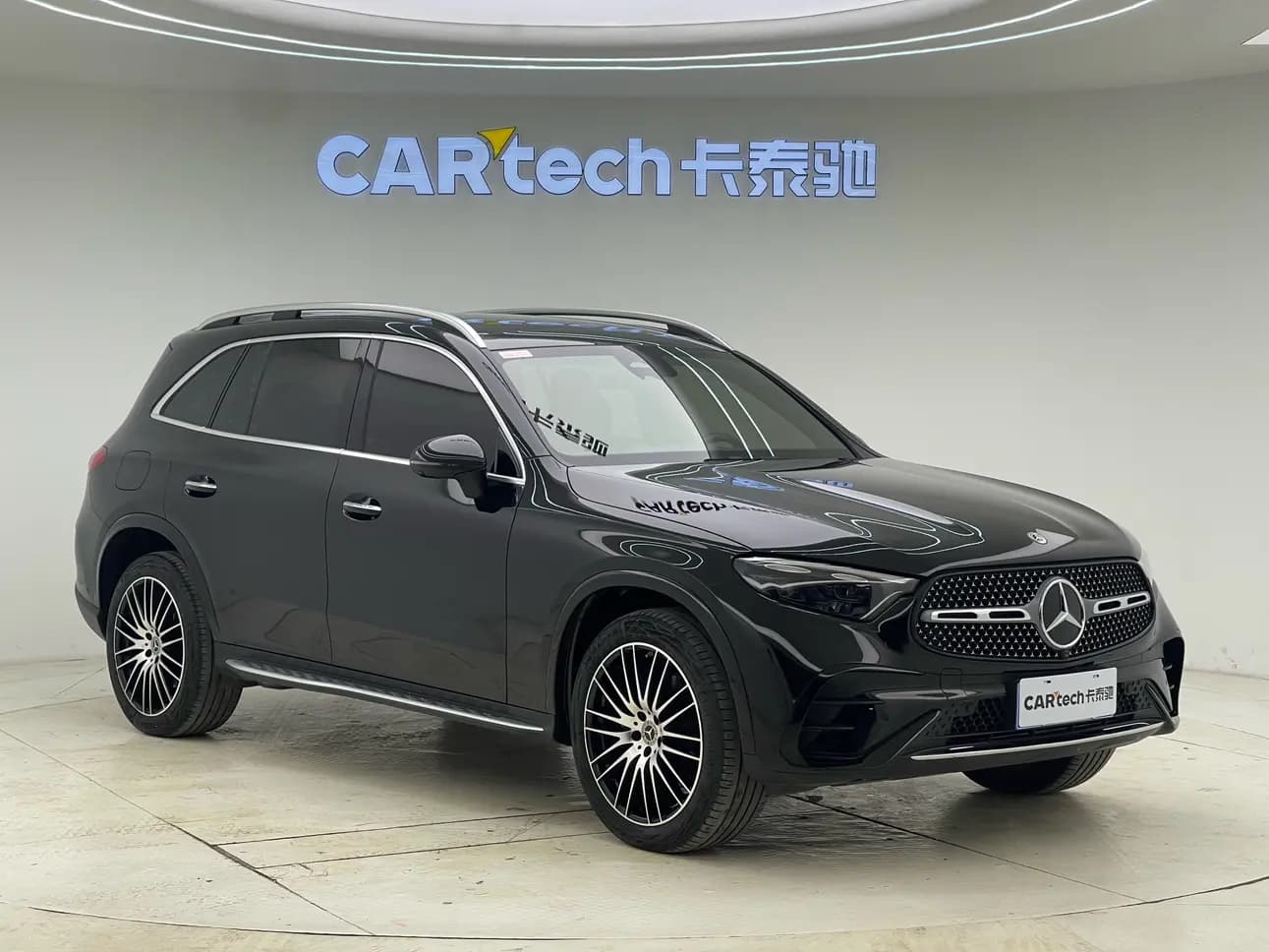 Mercedes-Benz GLC 2024 г. 39102 км. — фото 3